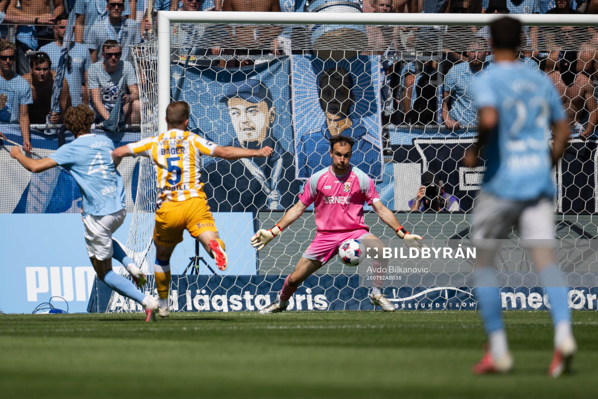 Malmö FFs Anton Höög och IFK Göteborgs målvakt Elis