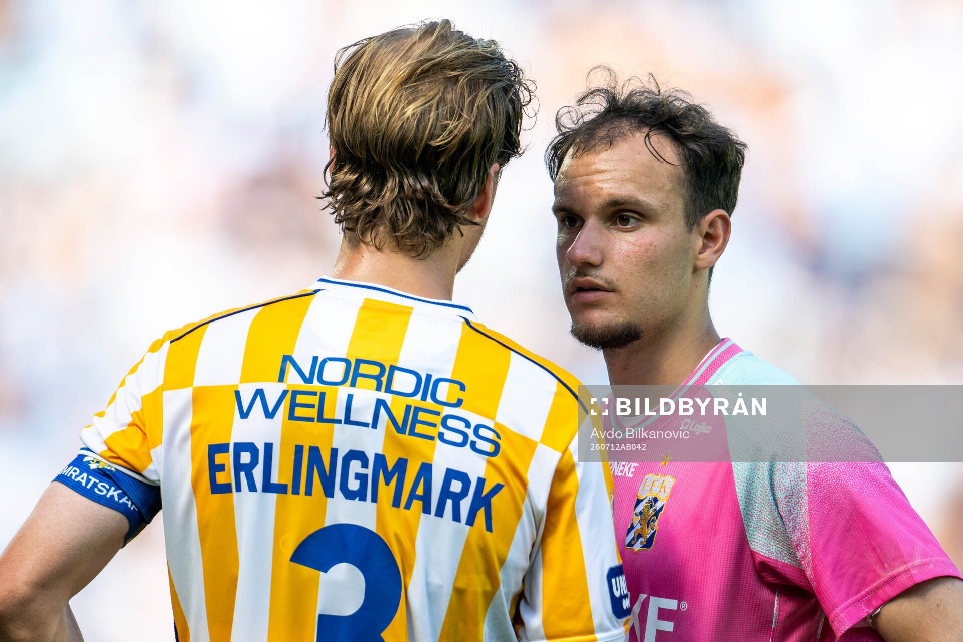 IFK Göteborgs målvakt Elis Bishesari och August