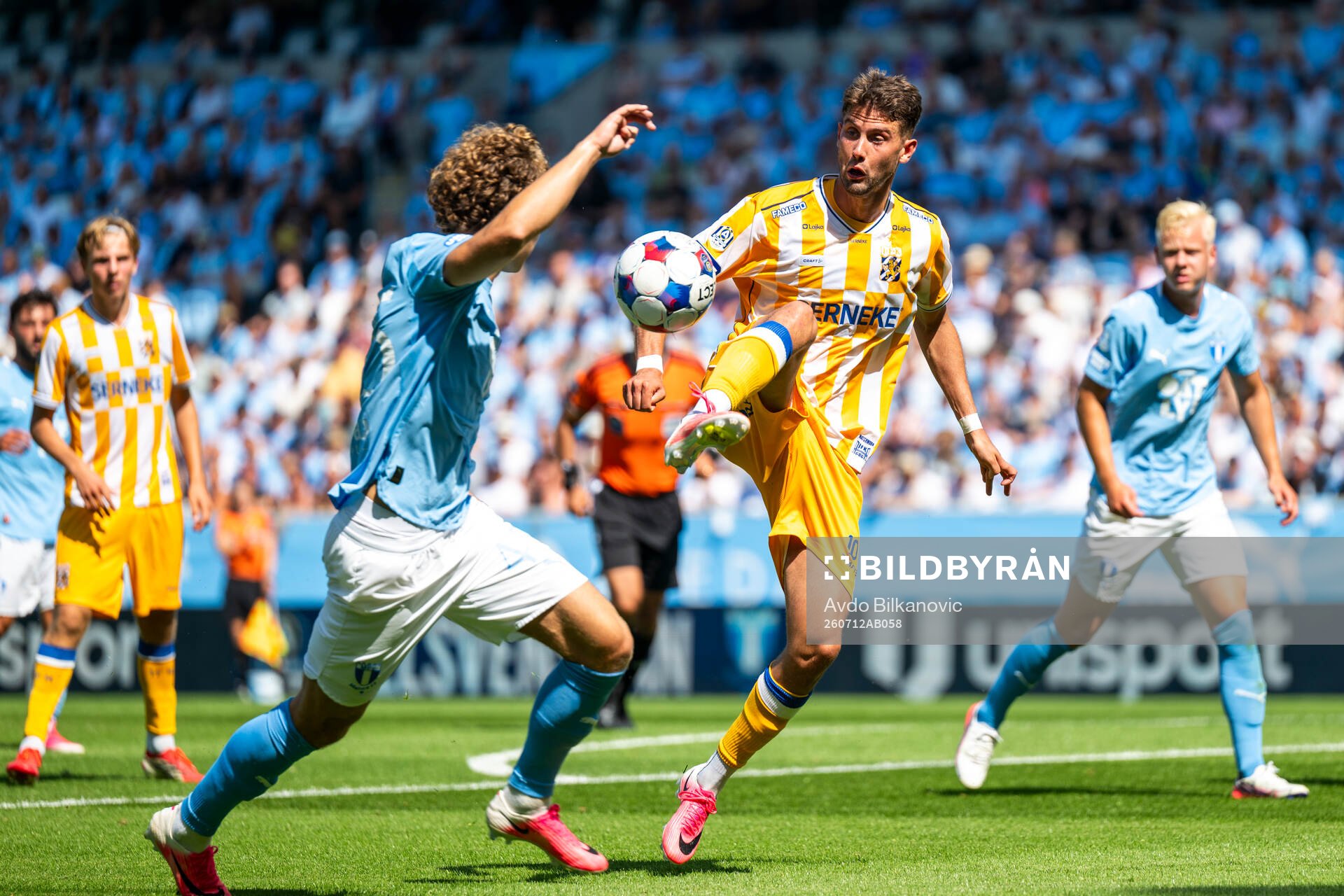 Malmö FFs Anton Höög och IFK Göteborgs Ramon Pascal