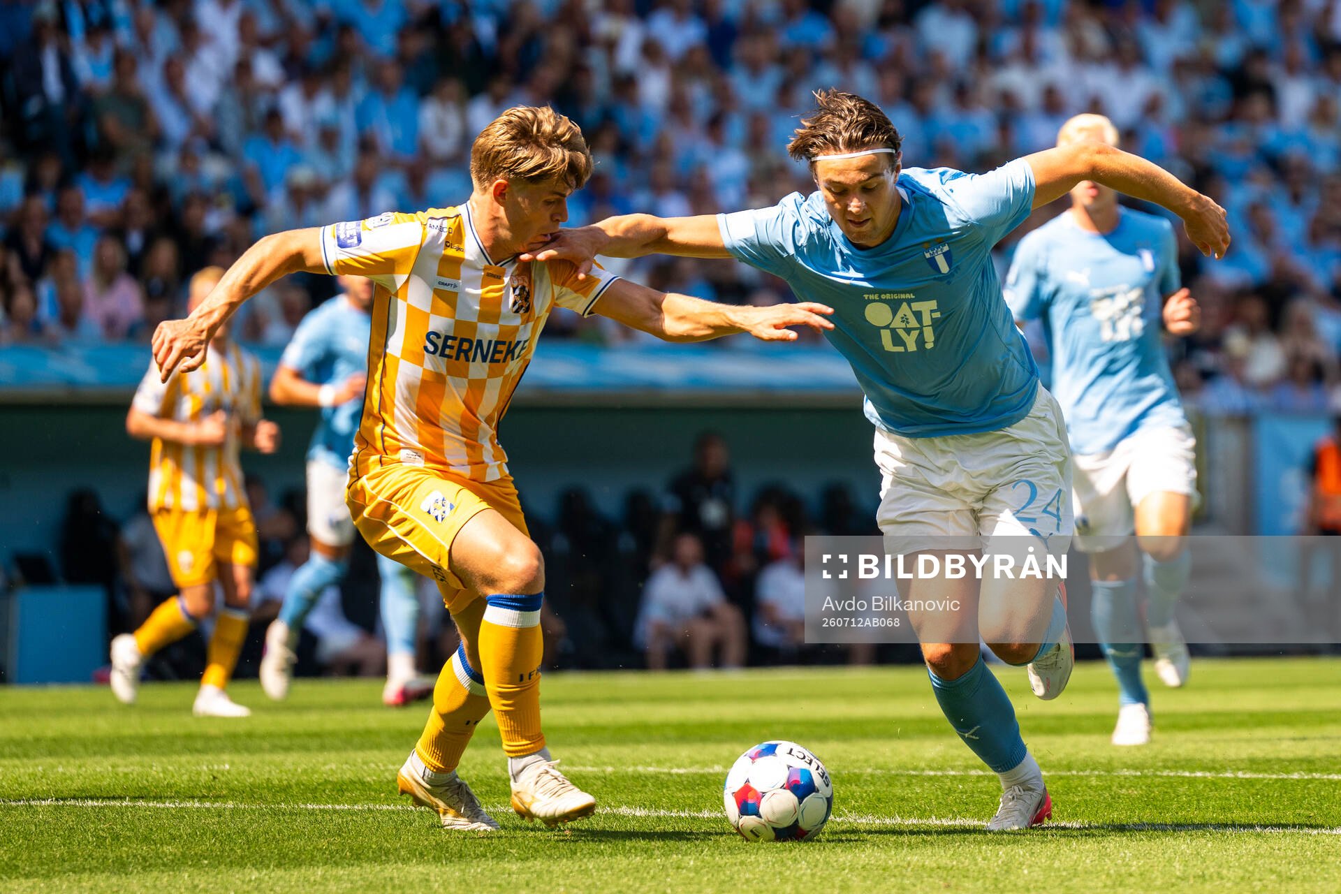 Malmö FFs Oscar Sjöstrand och IFK Göteborgs Felix