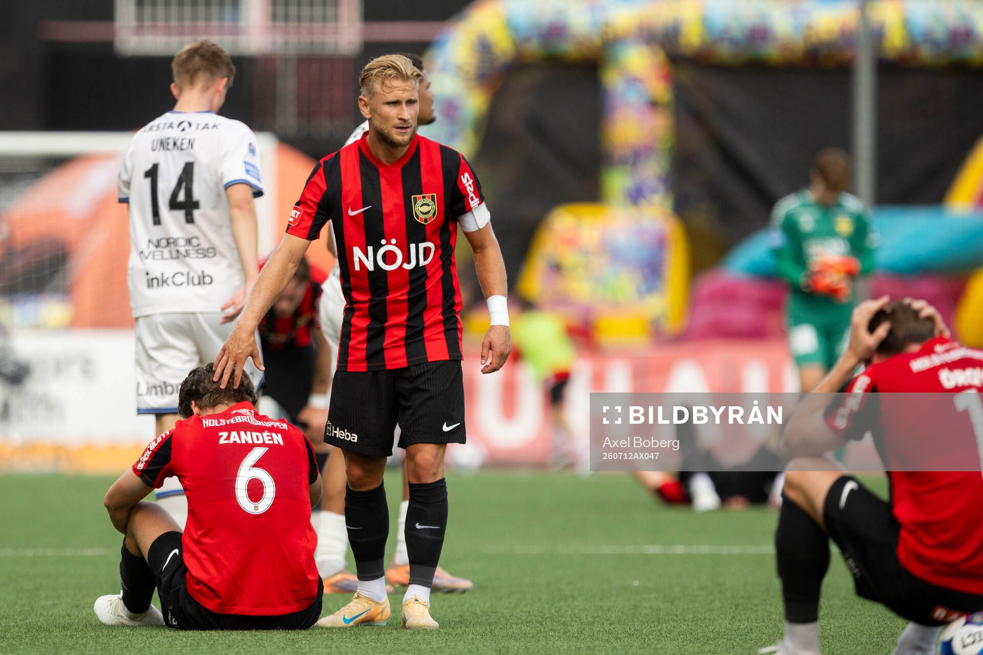 Brommapojkarnas Simon Strand deppar