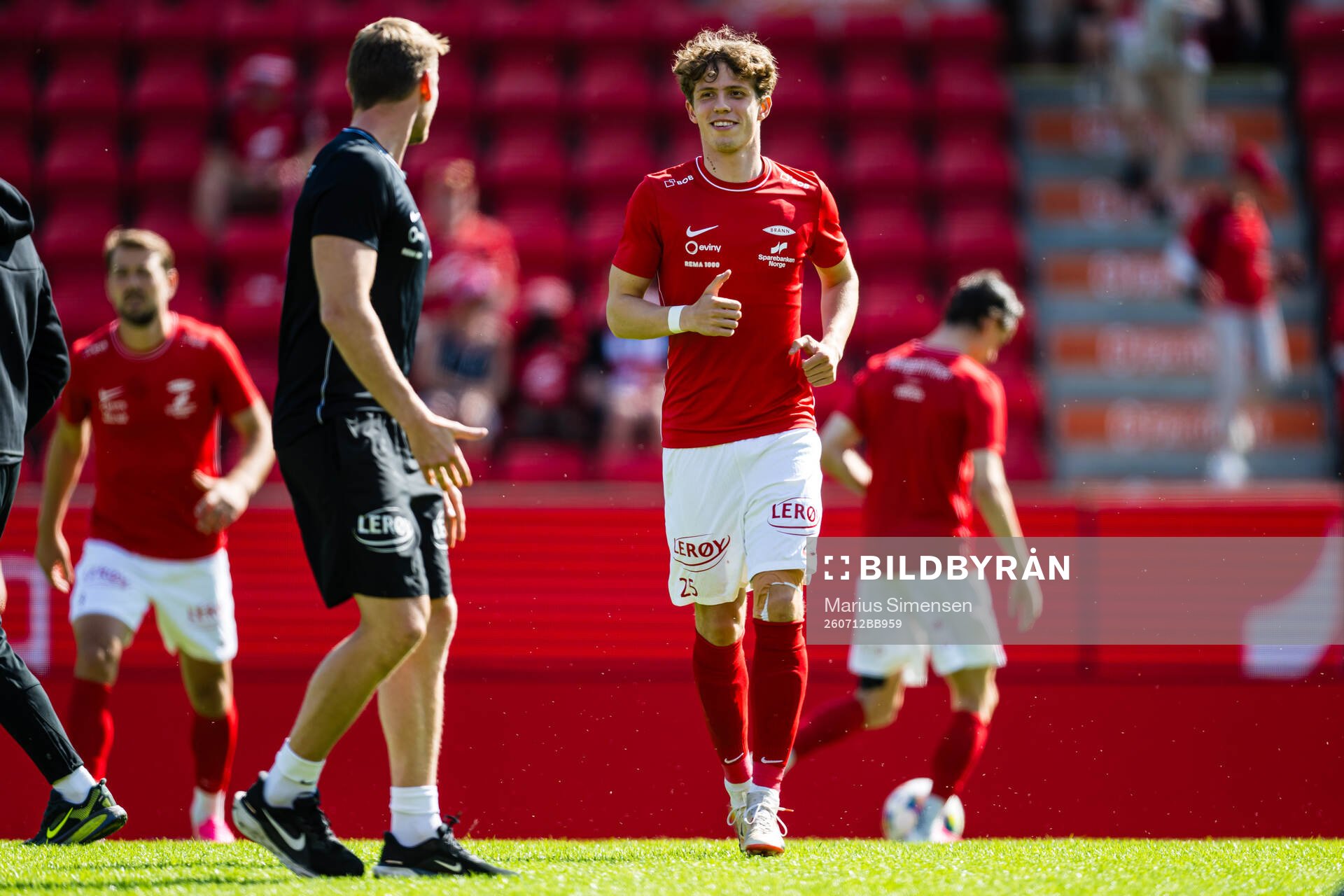 Niklas Jensen Wassberg of Brann warms up