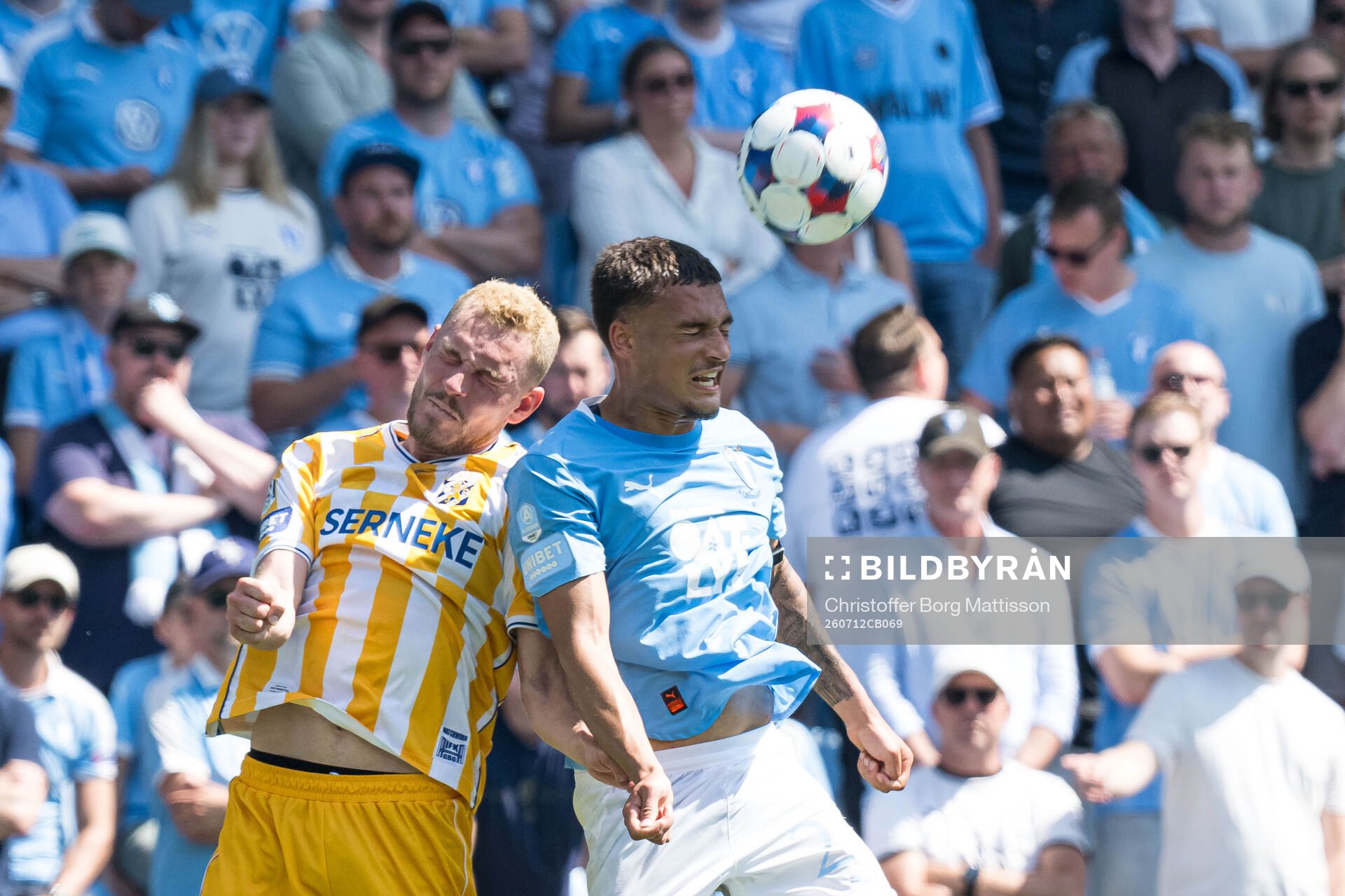 IFK Göteborgs Adam Bergmark Wiberg och Malmö FFs Noah
