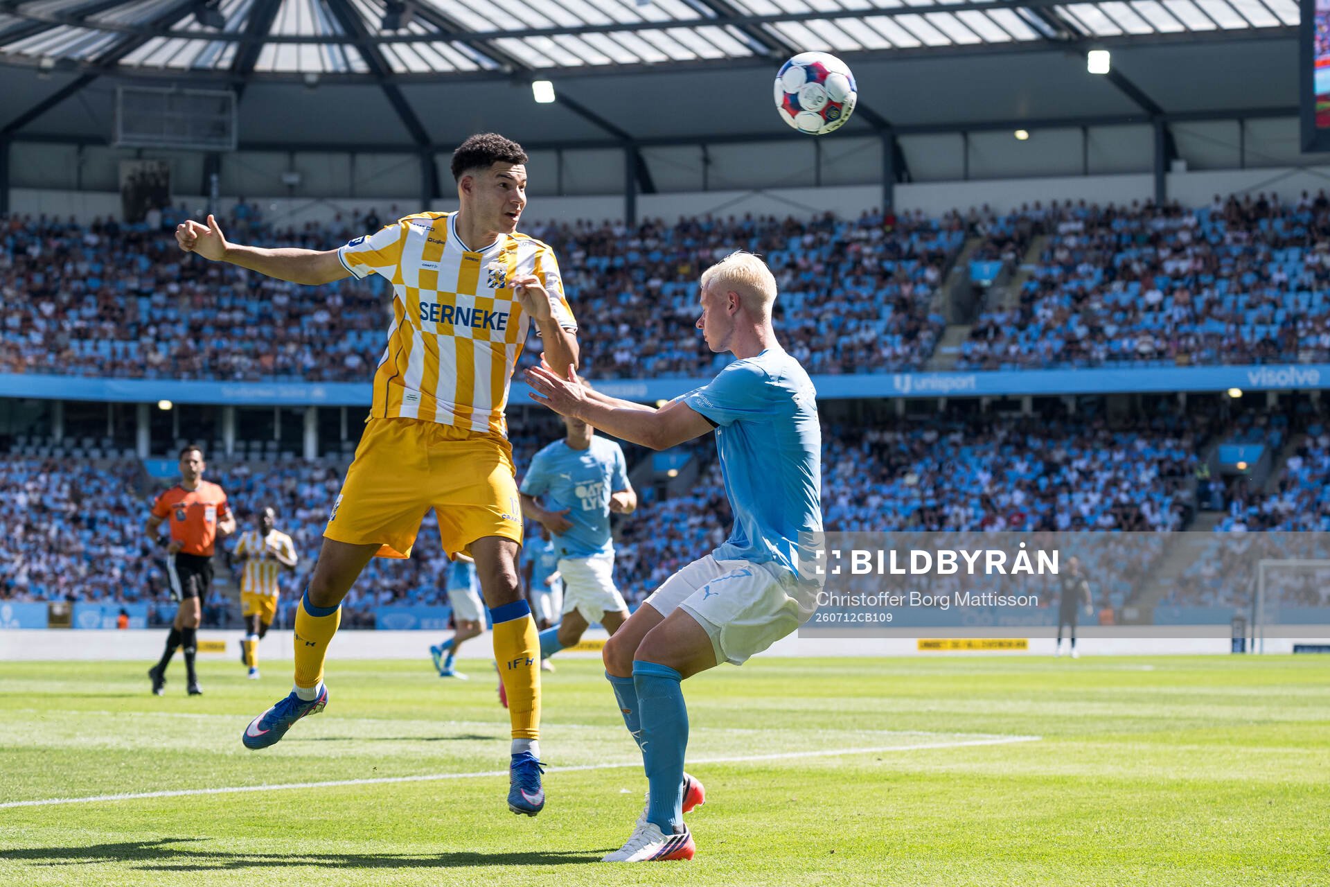 IFK Göteborgs Alexander Jallow och Malmö FFs Otto