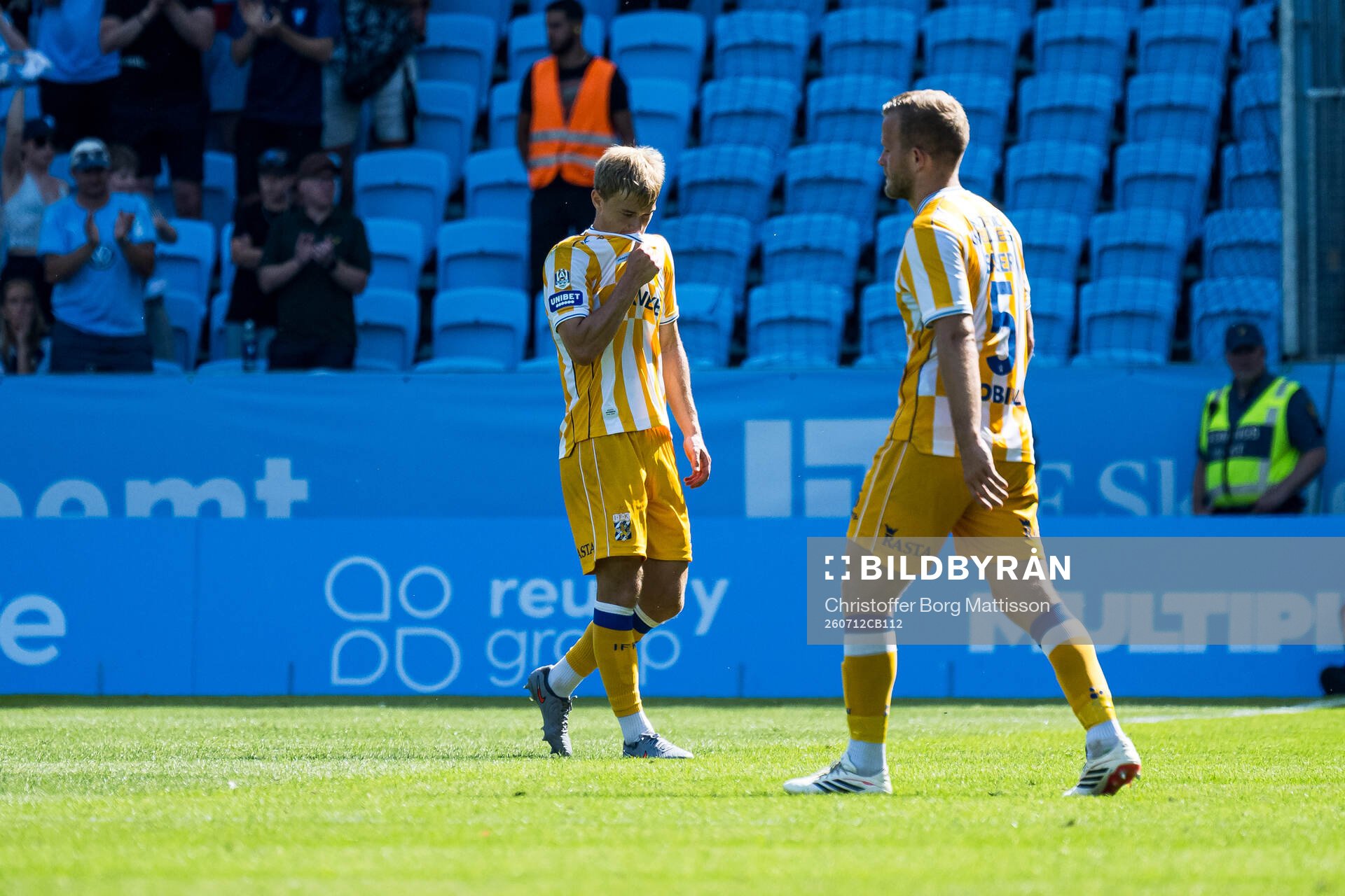 IFK Göteborgs David Kruse och Jonas Bager deppar