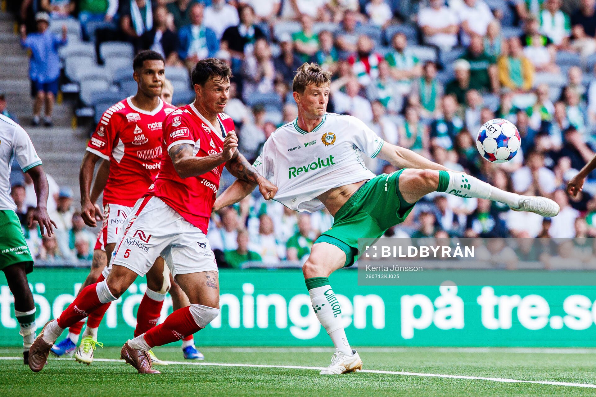 Kalmars Melker Hallberg och Hammarbys Frederik Winther