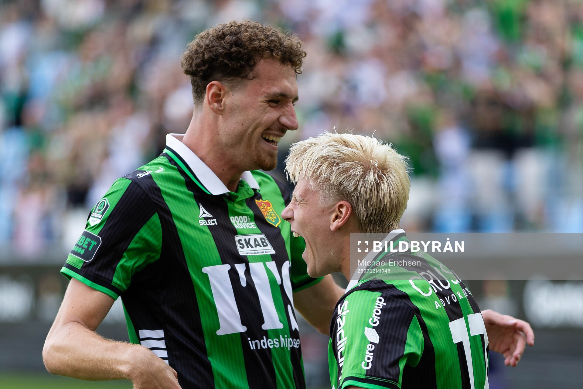 GAIS Robert Frosti Thorkelsson jublar ihop med Anes