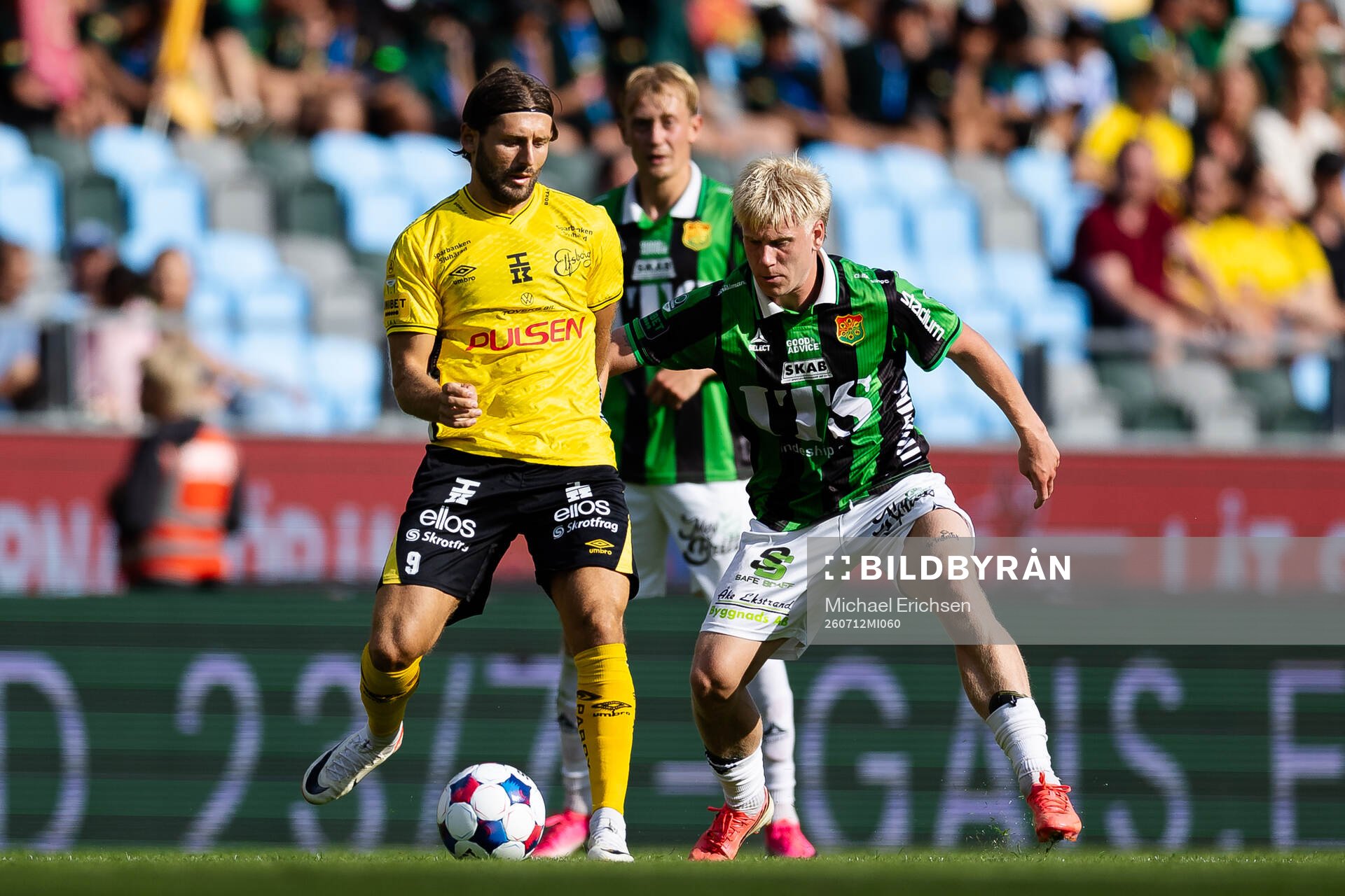 Elfsborgs Arber Zeneli och GAIS Robert Frosti Thorkelsson