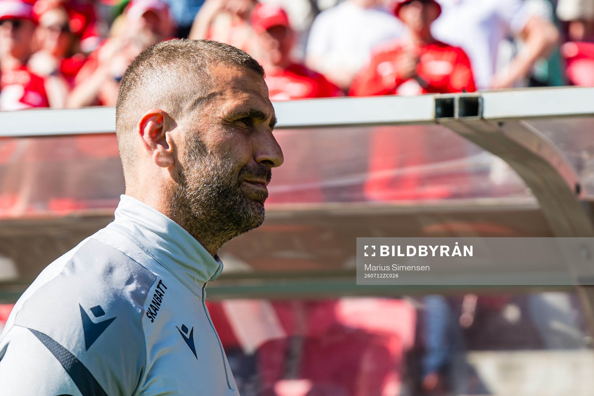 Head coach Azar Karadas of Start