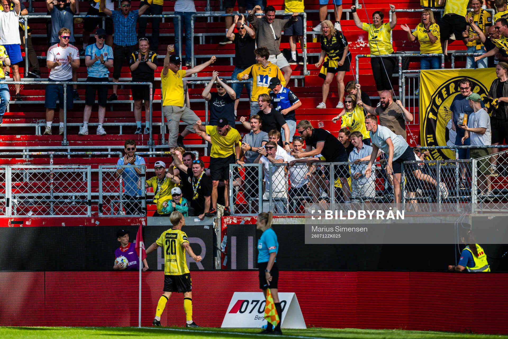 Håkon Holmefjord Lorentzen of Start celebrates