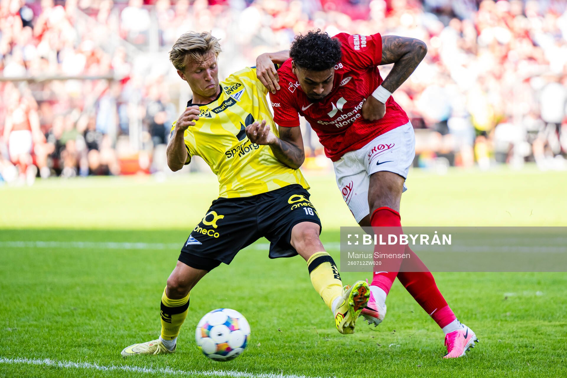 Noah Jean Holm of Brann scores the 1-1 goal
