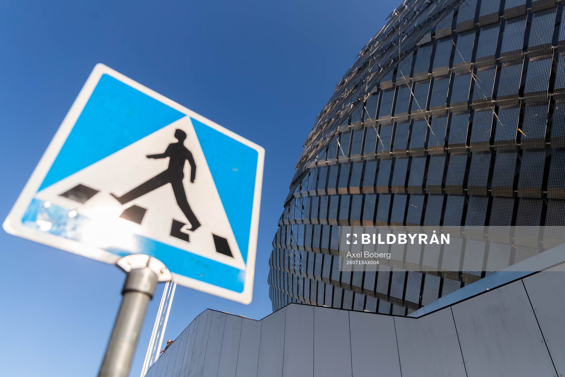 Ett övergångsställe utanför 3Arena