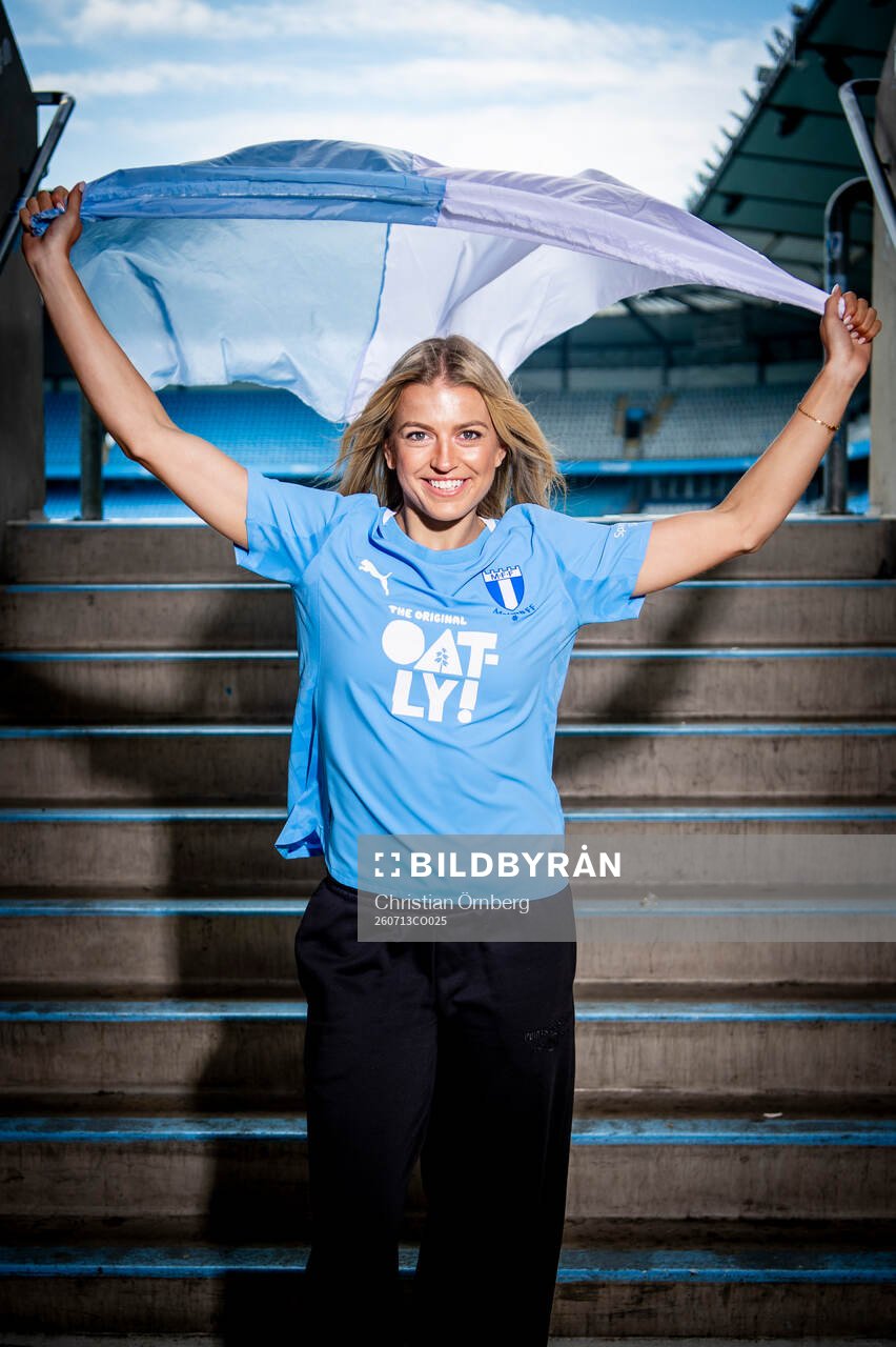 Malmö FF presenterar Charlotte Grant som ny spelare