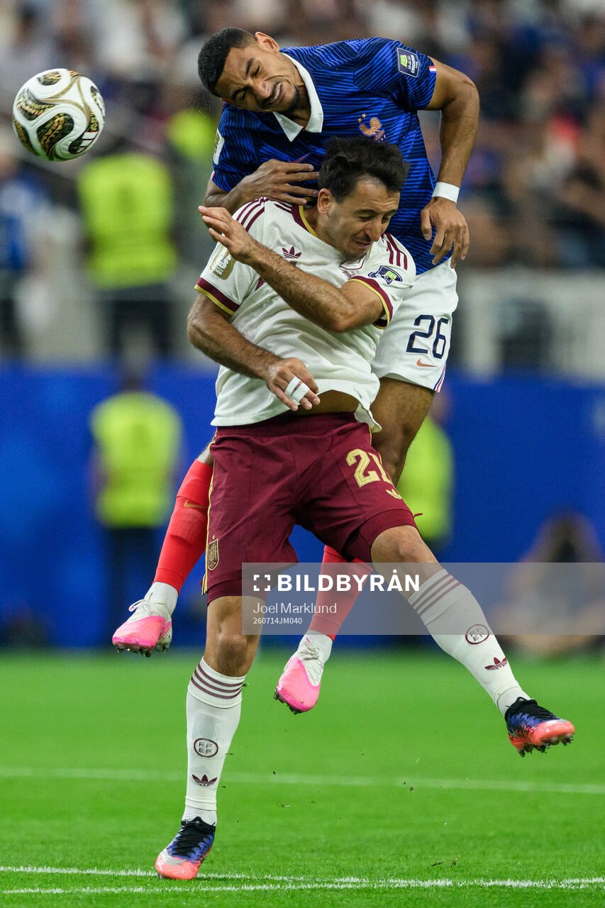 Maxence Lacroix of France and Mikel Oyarzabal of Spain