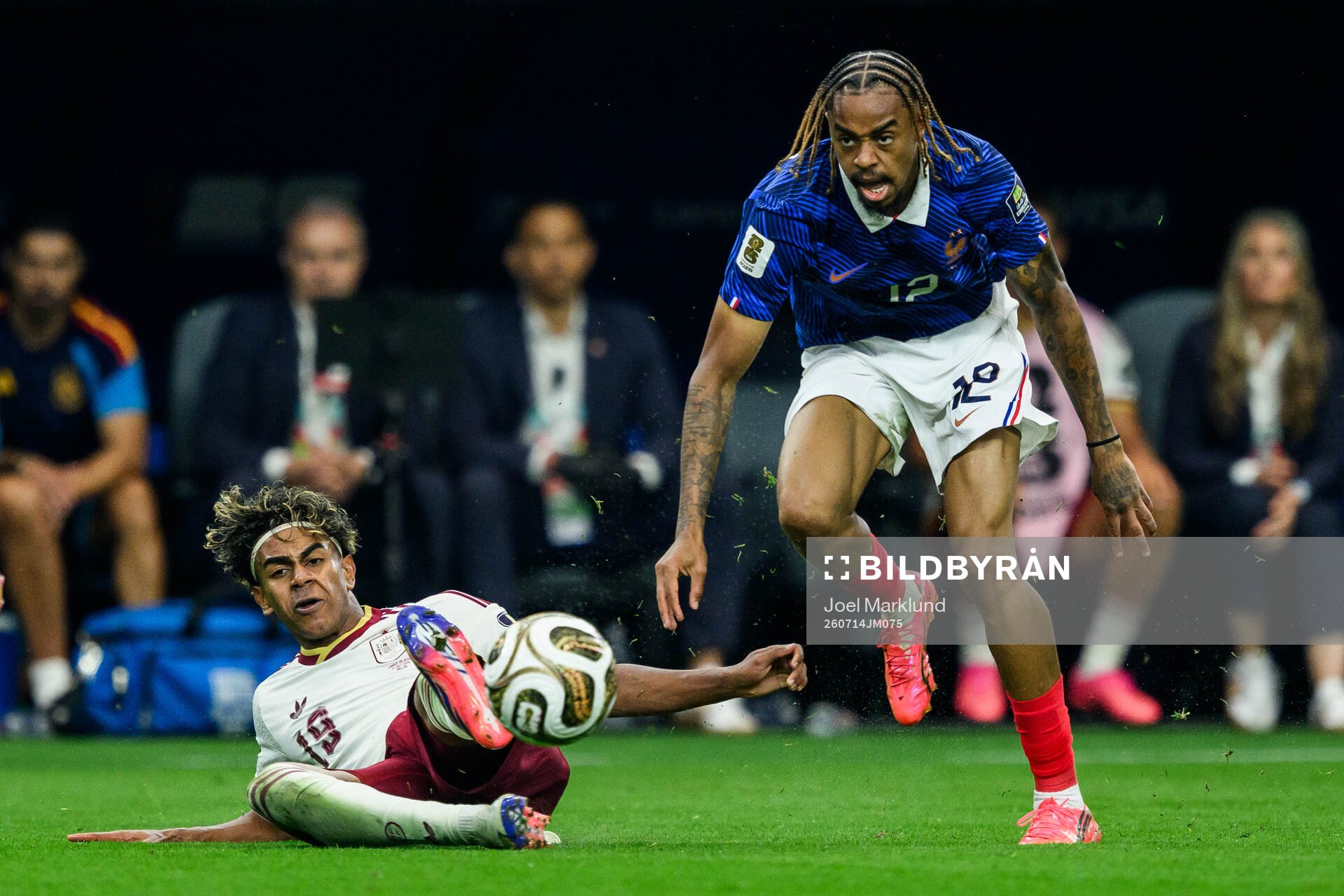 Lamine Yamal of Spain and Bradley Barcola of France