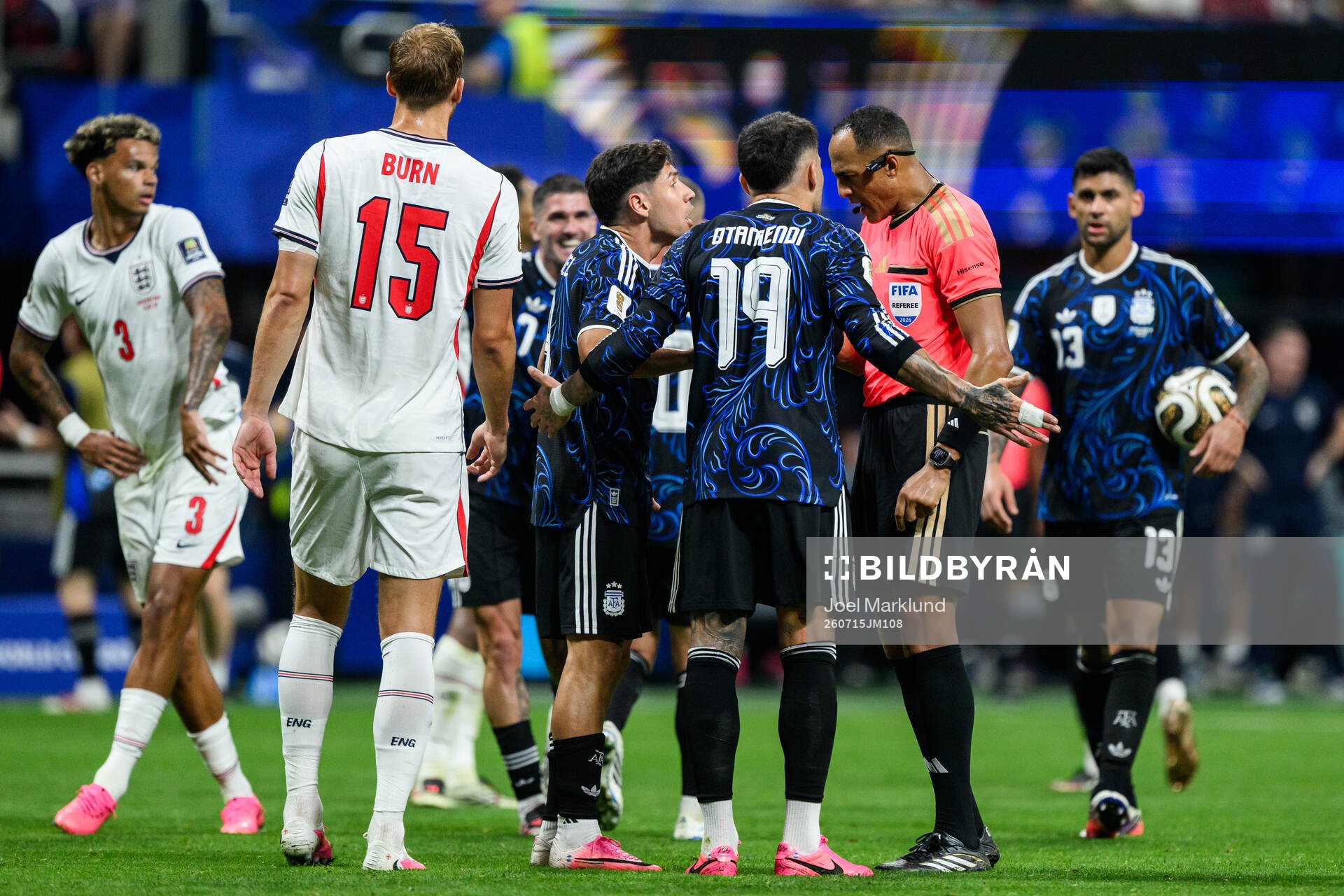 Referee Ismail Elfath