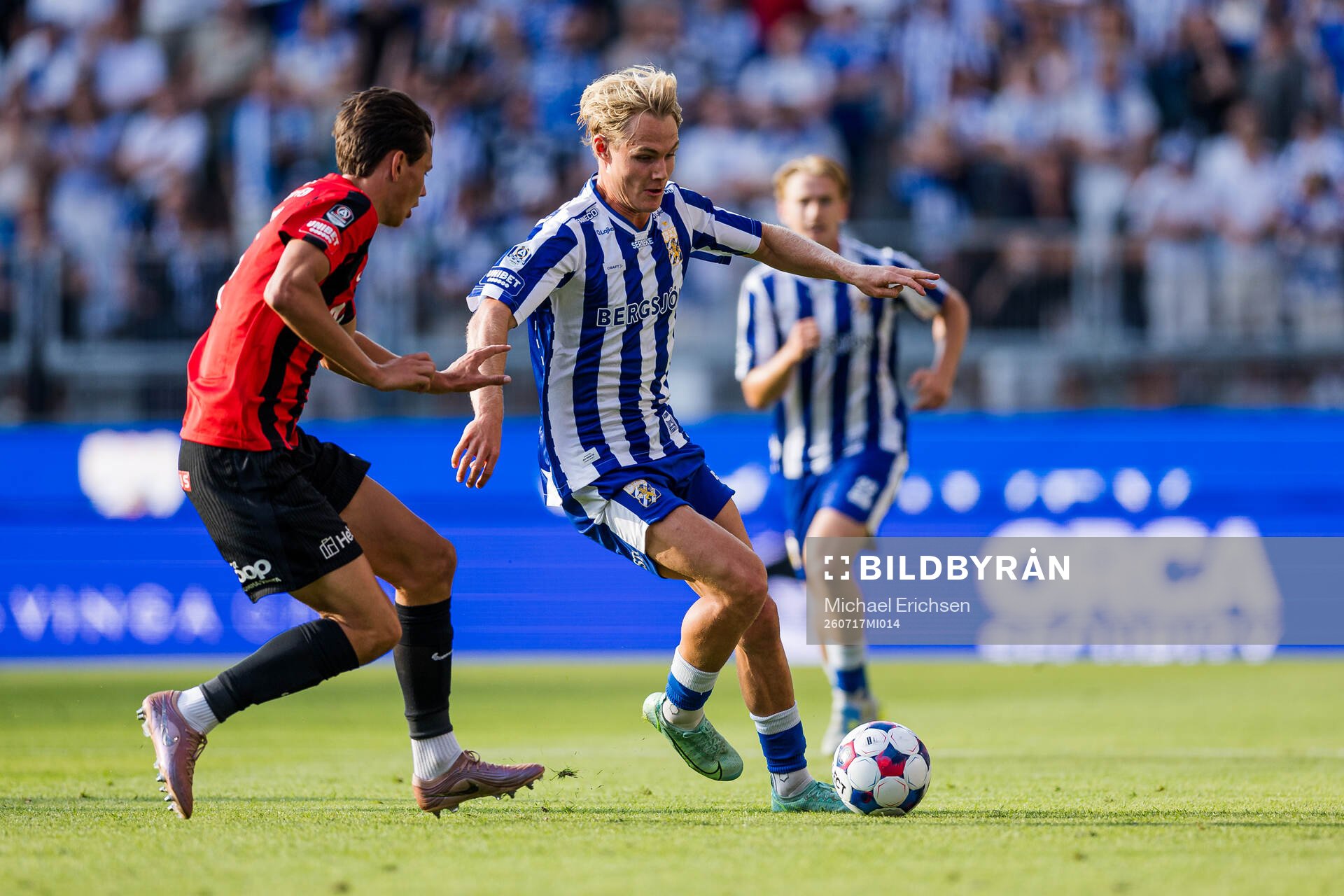 Brommapojkarnas Oskar Cotton och IFK Göteborgs Max Fenger
