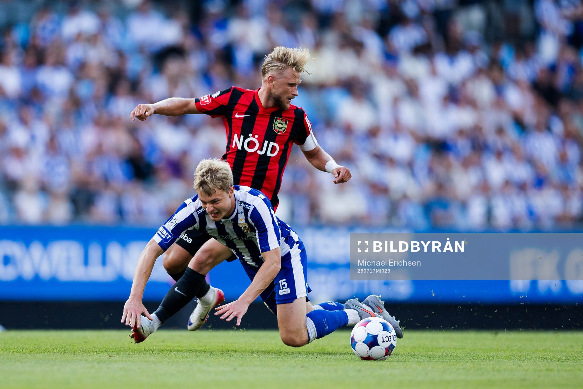 Brommapojkarnas Simon Strand och IFK Göteborgs David Kruse