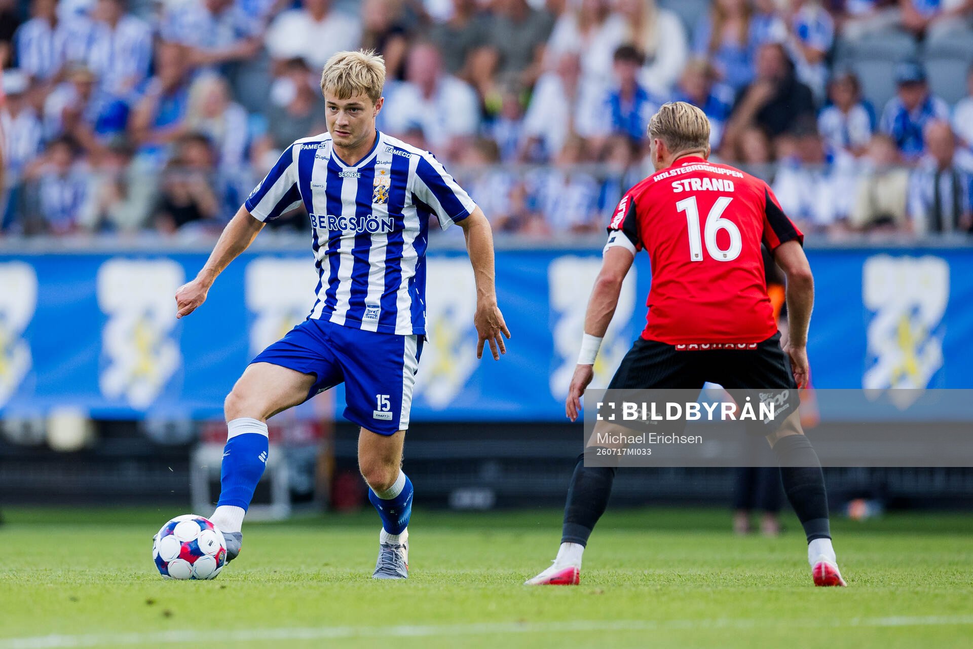 IFK Göteborgs David Kruse och Brommapojkarnas Simon Strand