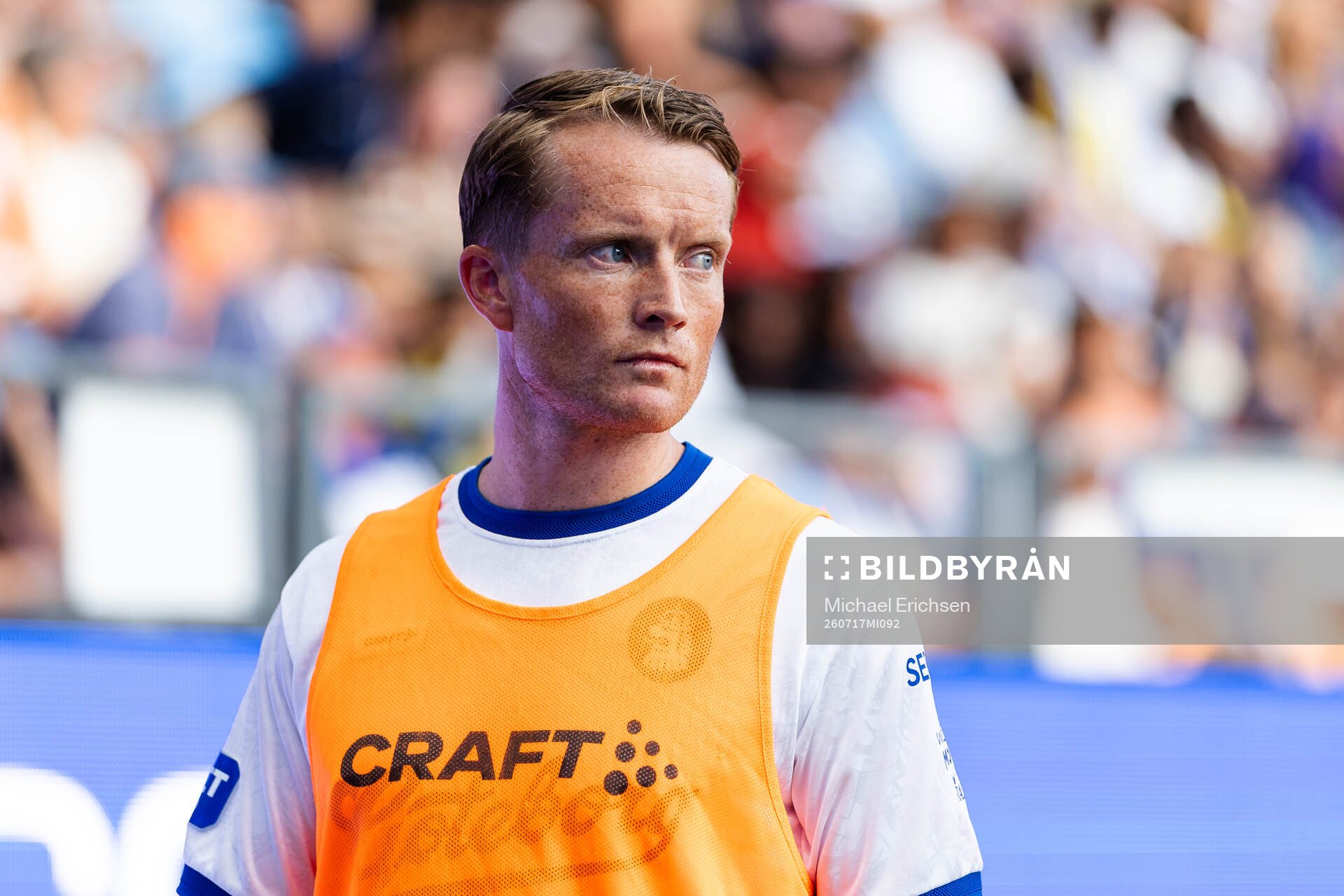 IFK Göteborgs Sam Larsson värmer upp