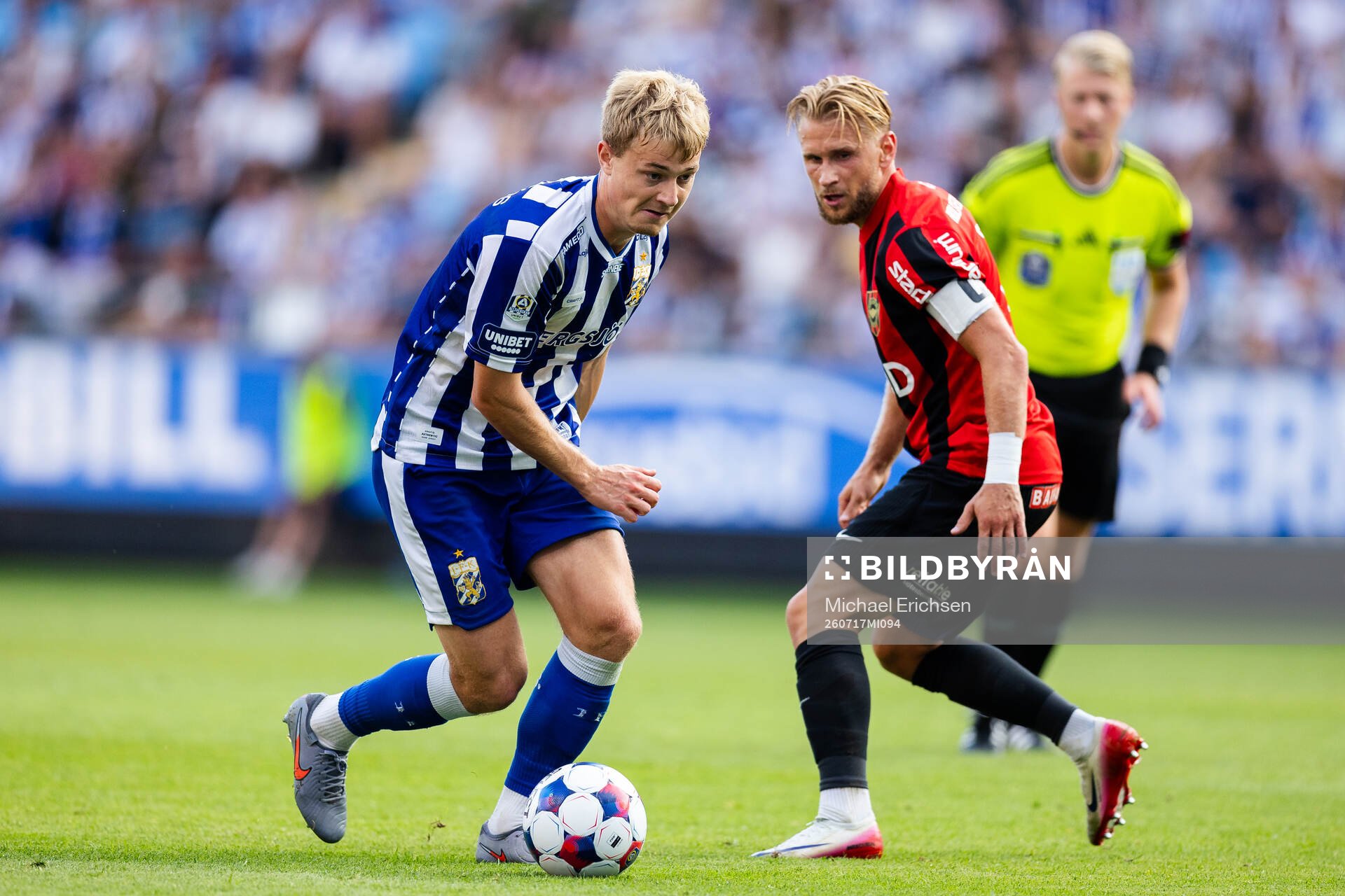 IFK Göteborgs David Kruse och Brommapojkarnas Simon Strand