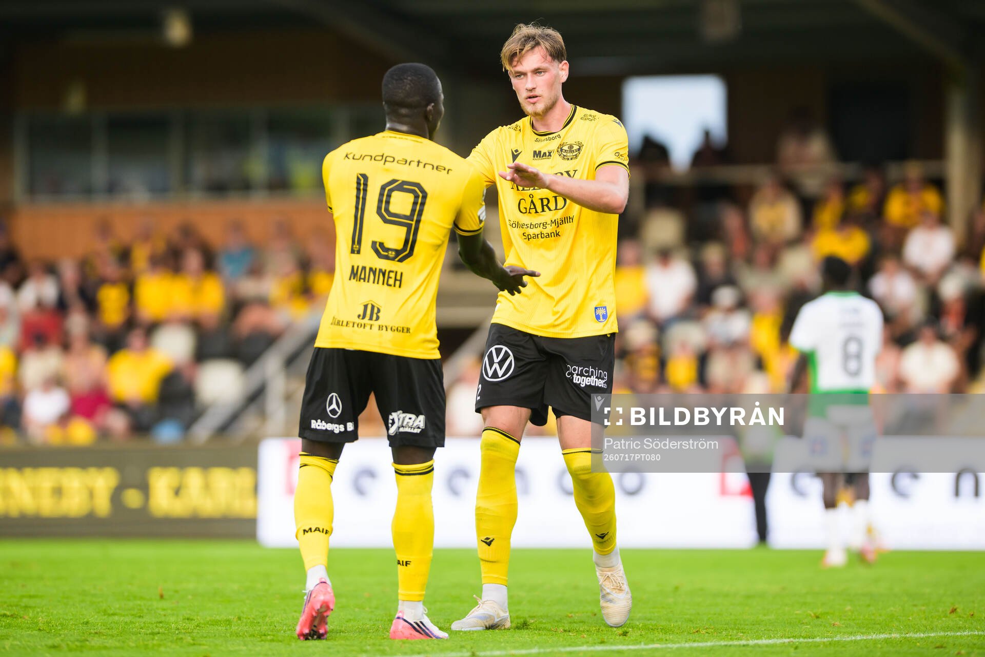 Mjällbys Abdoulie Manneh och Ludvig Svanberg