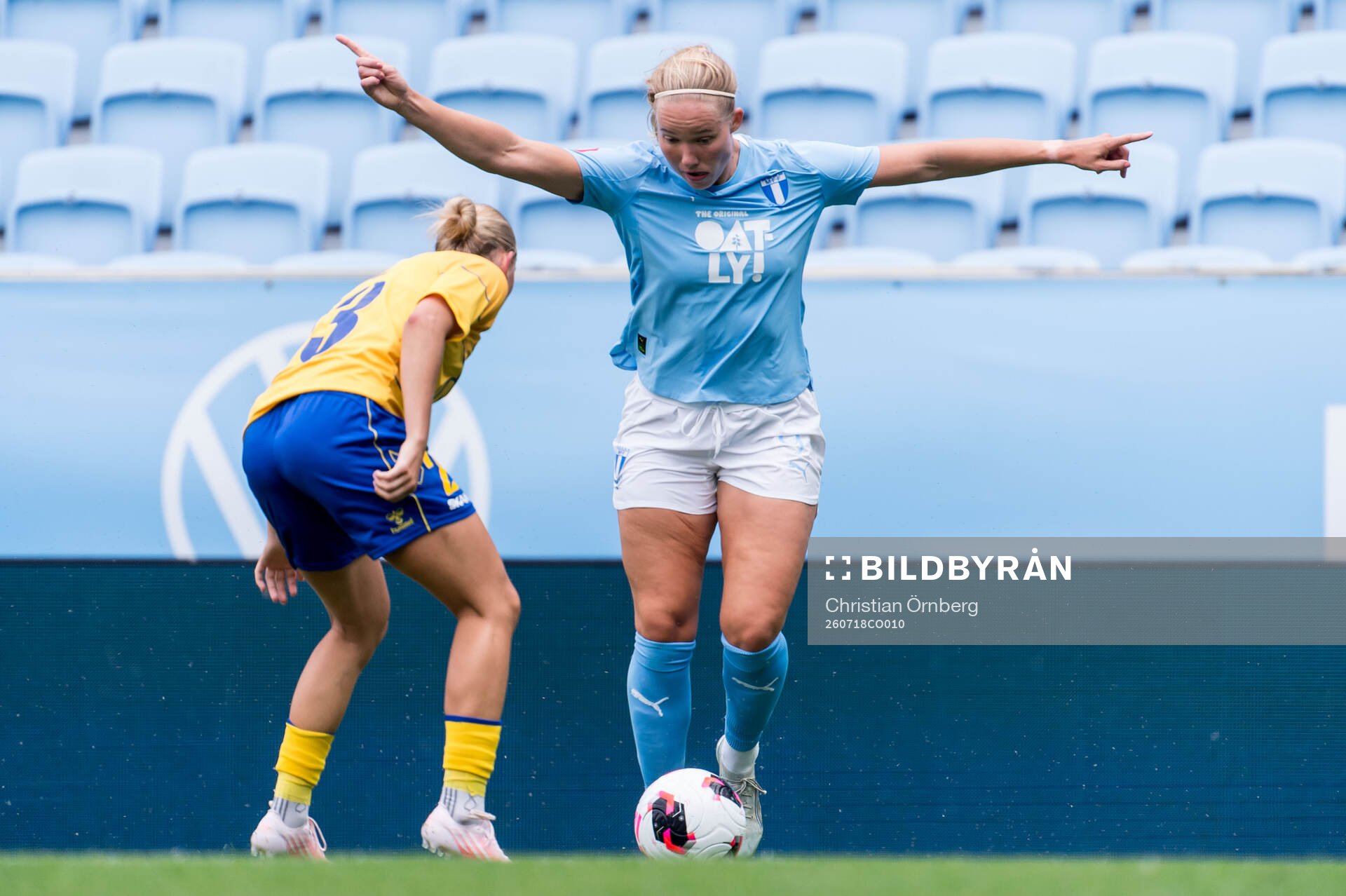 Brøndbys Emilie Fink och Malmö FFs Hlin Eiriksdottir