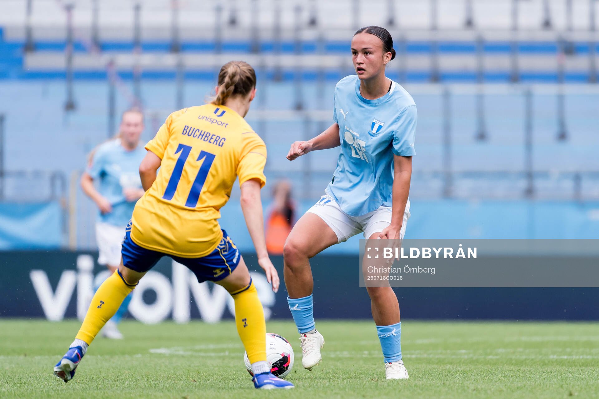 Malmö FFs Amy Joan Irene Sayer och Brøndbys Cecilie
