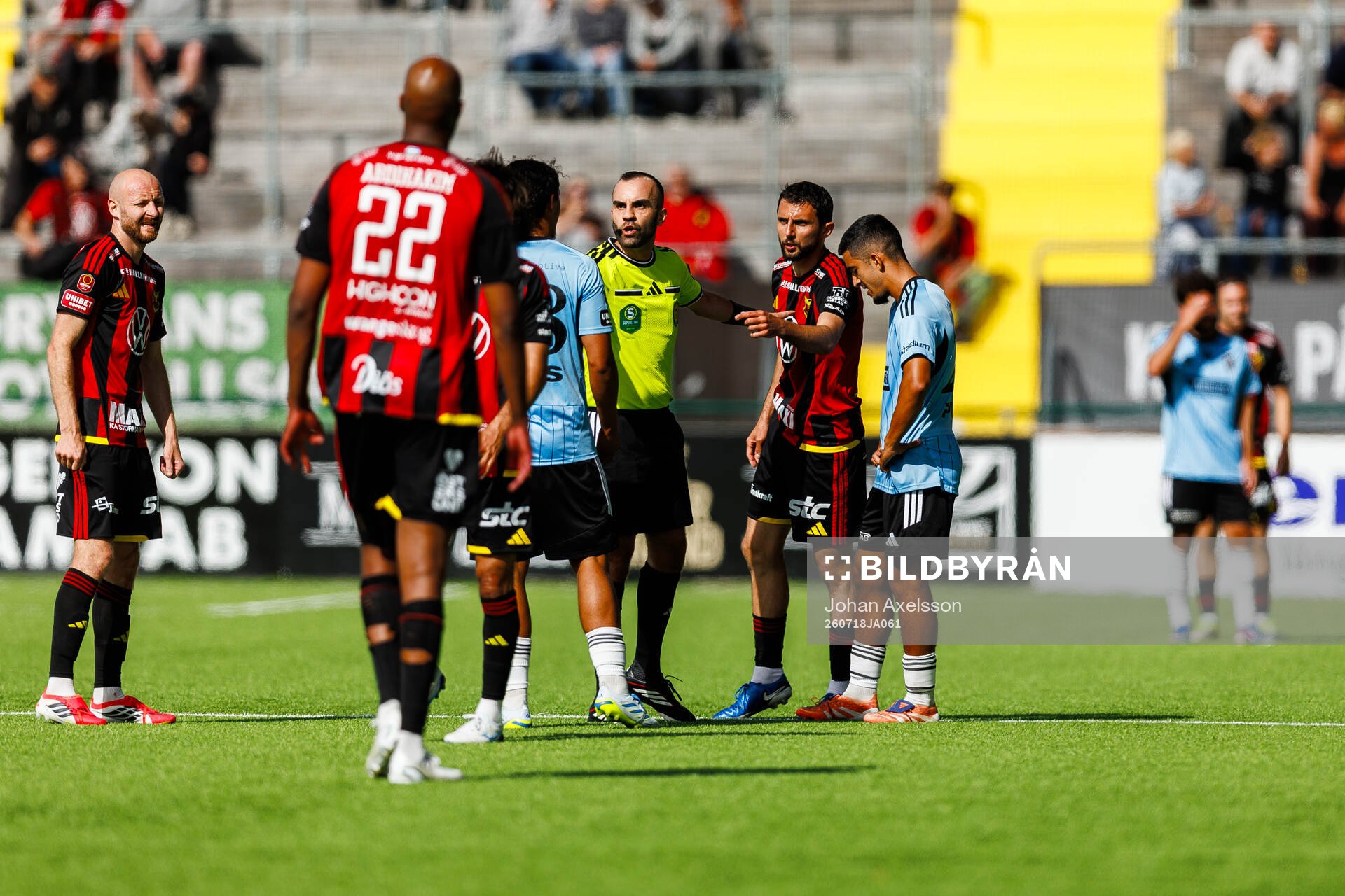Östersunds Amar Begic reagerar