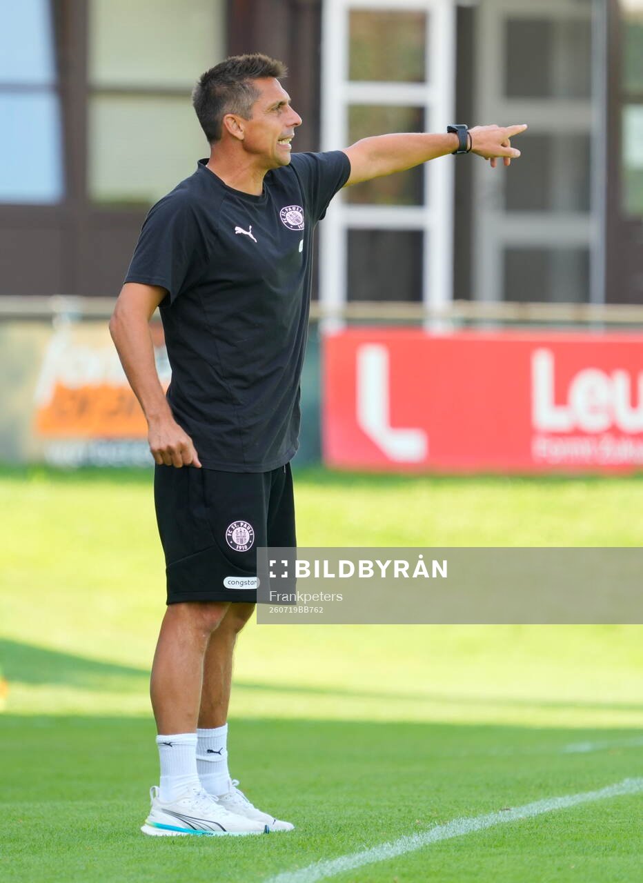 Trainer Marcel Rapp (St. Pauli)