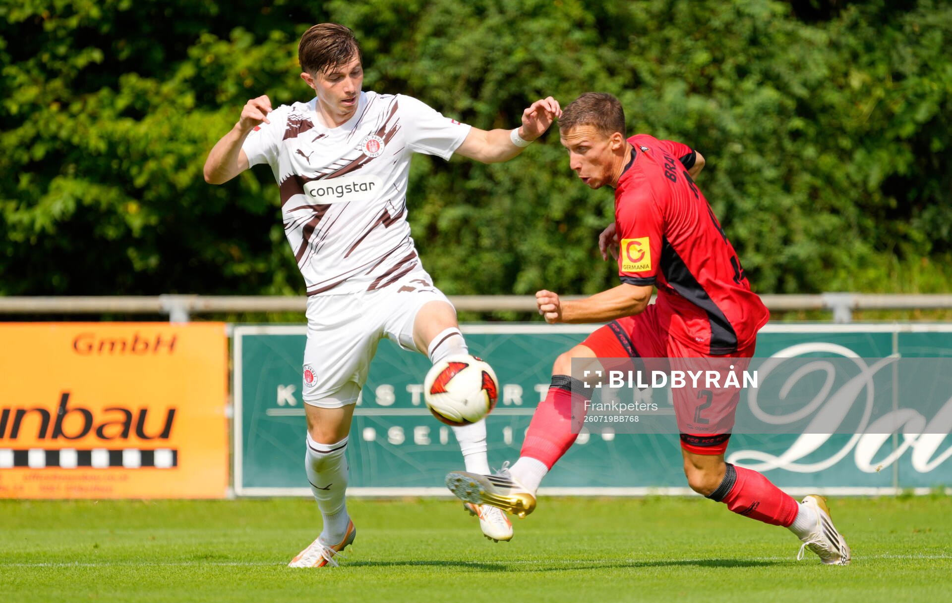 v.l. Scott Banks (St. Pauli), Filip Braut
