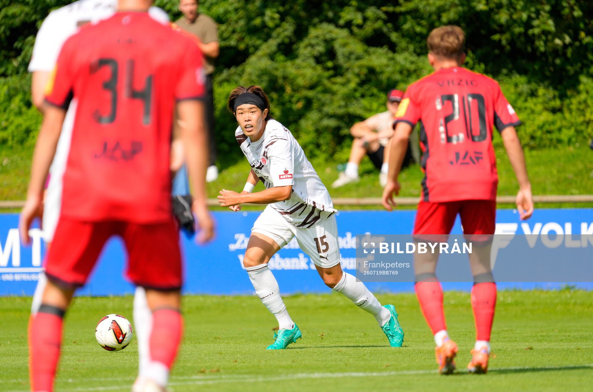 Tomoya Ando (St. Pauli)