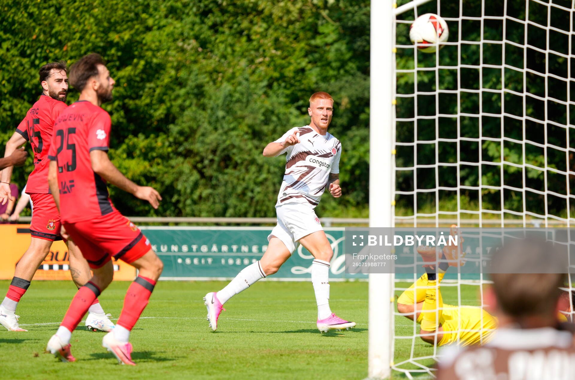 1:0 Tor, Torschuetze Louis Oppie (St. Pauli)