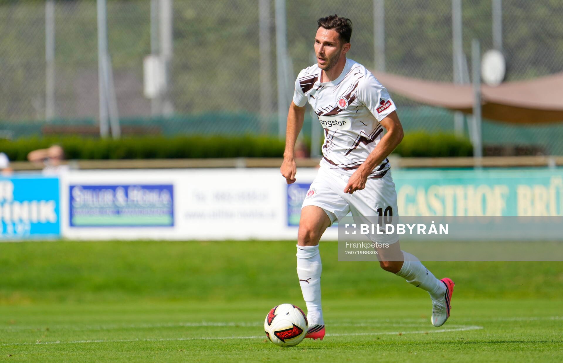 Branimir Hrgota (St. Pauli)