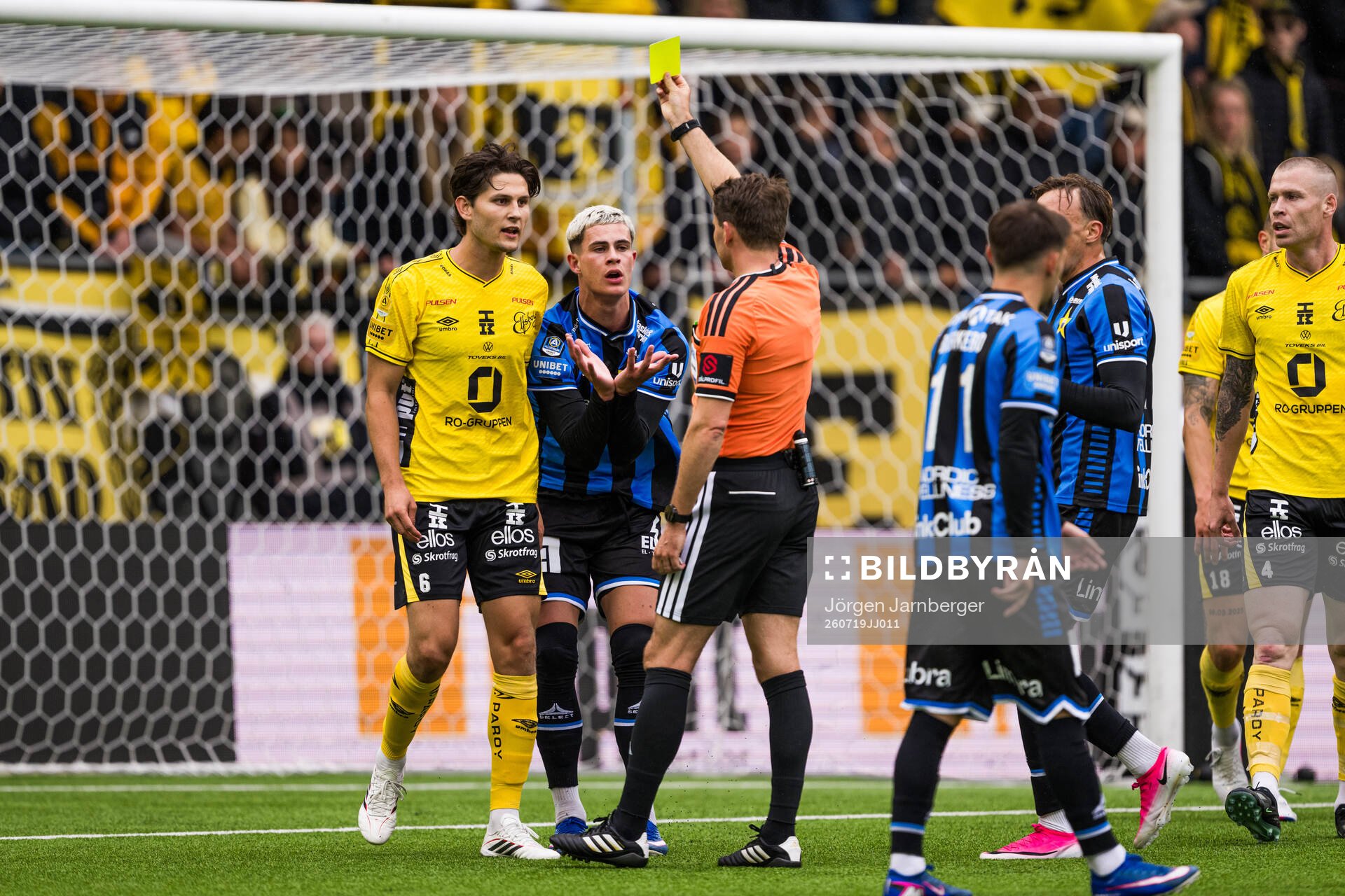 Sirius Robbie Ure samt Elfsborgs Rasmus Wikström som