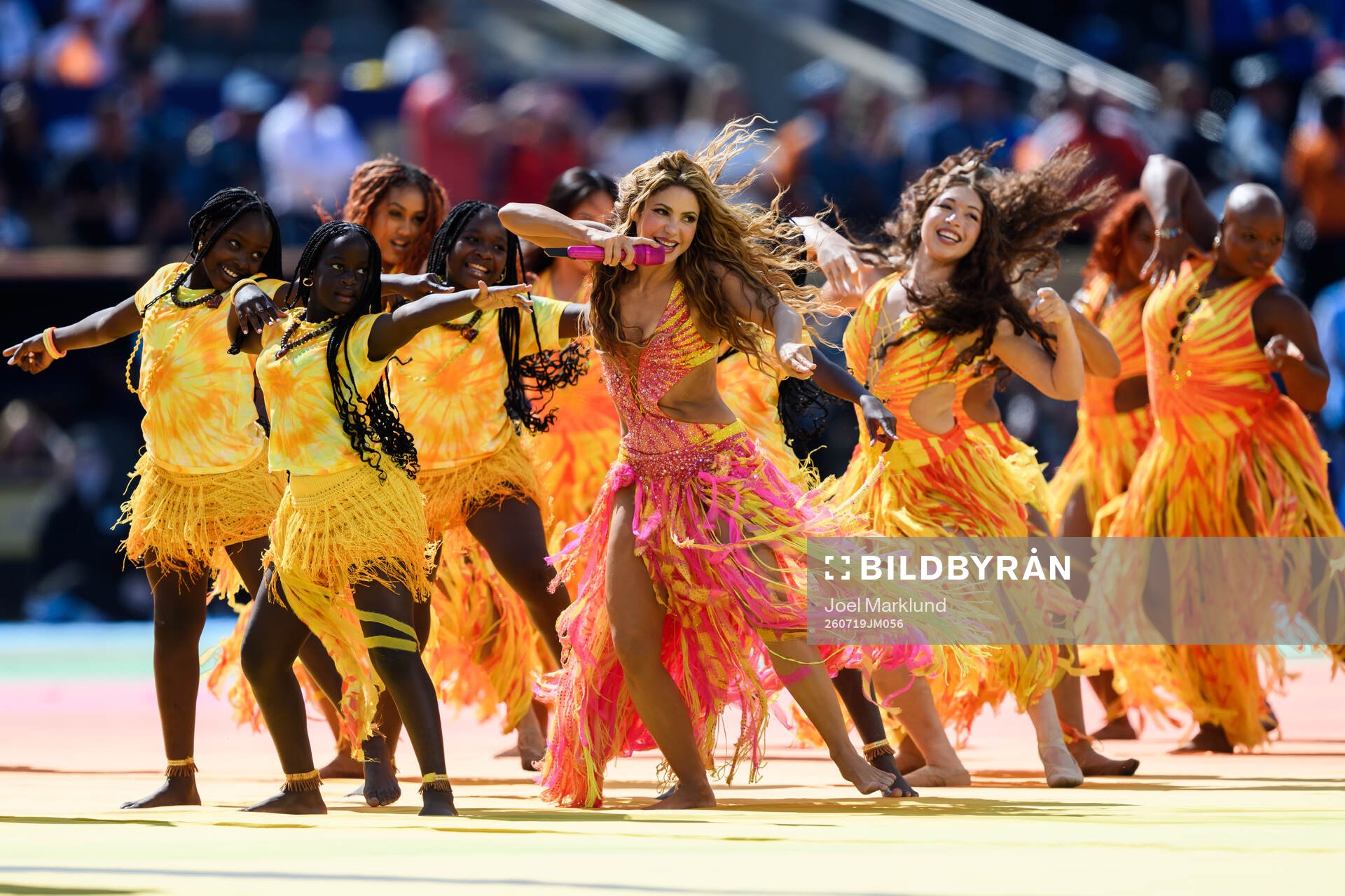 Shakira performs