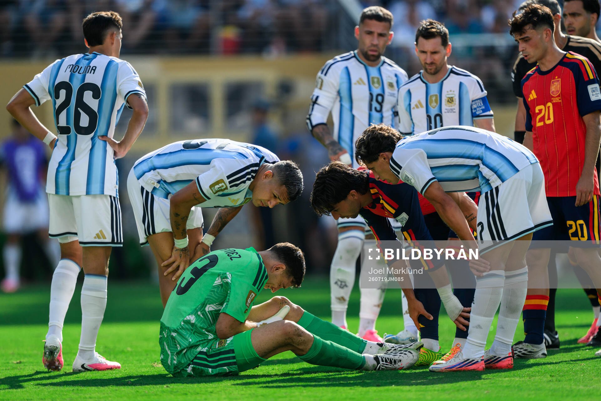 goalkeeper Emiliano Martinez of Argentina in pain