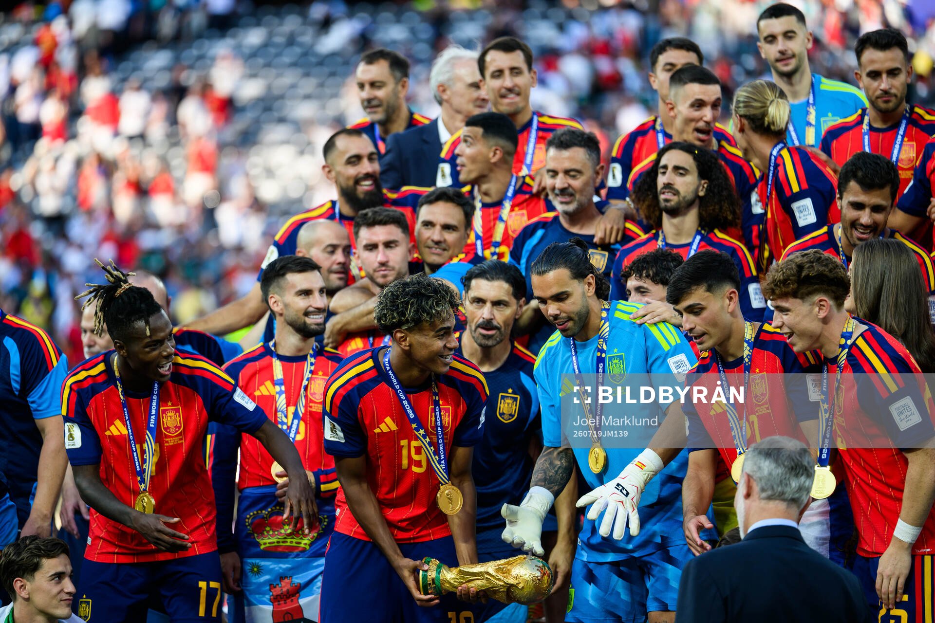 Lamine Yamal of Spain with the trophy