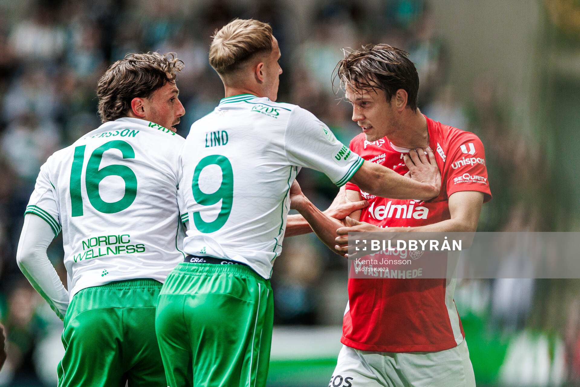 Hammarbys Victor Lind och Degerfors Kazper Karlsson
