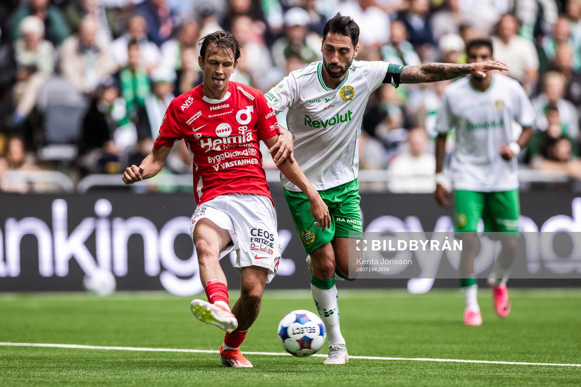 Degerfors Kazper Karlsson och Hammarbys Nahir Besara