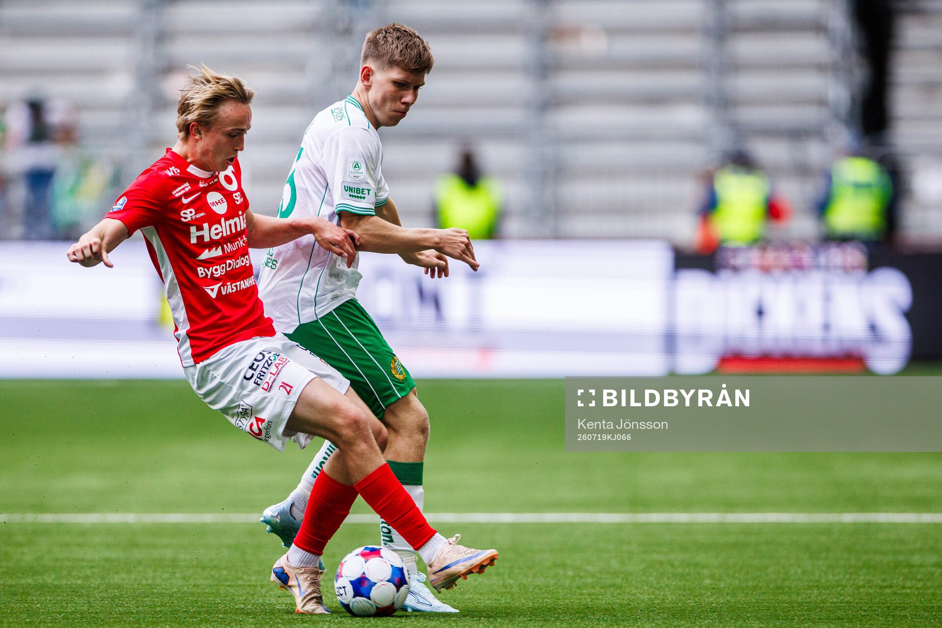 Degerfors Alexander Berisson  och Hammarbys Björn Hedlöf