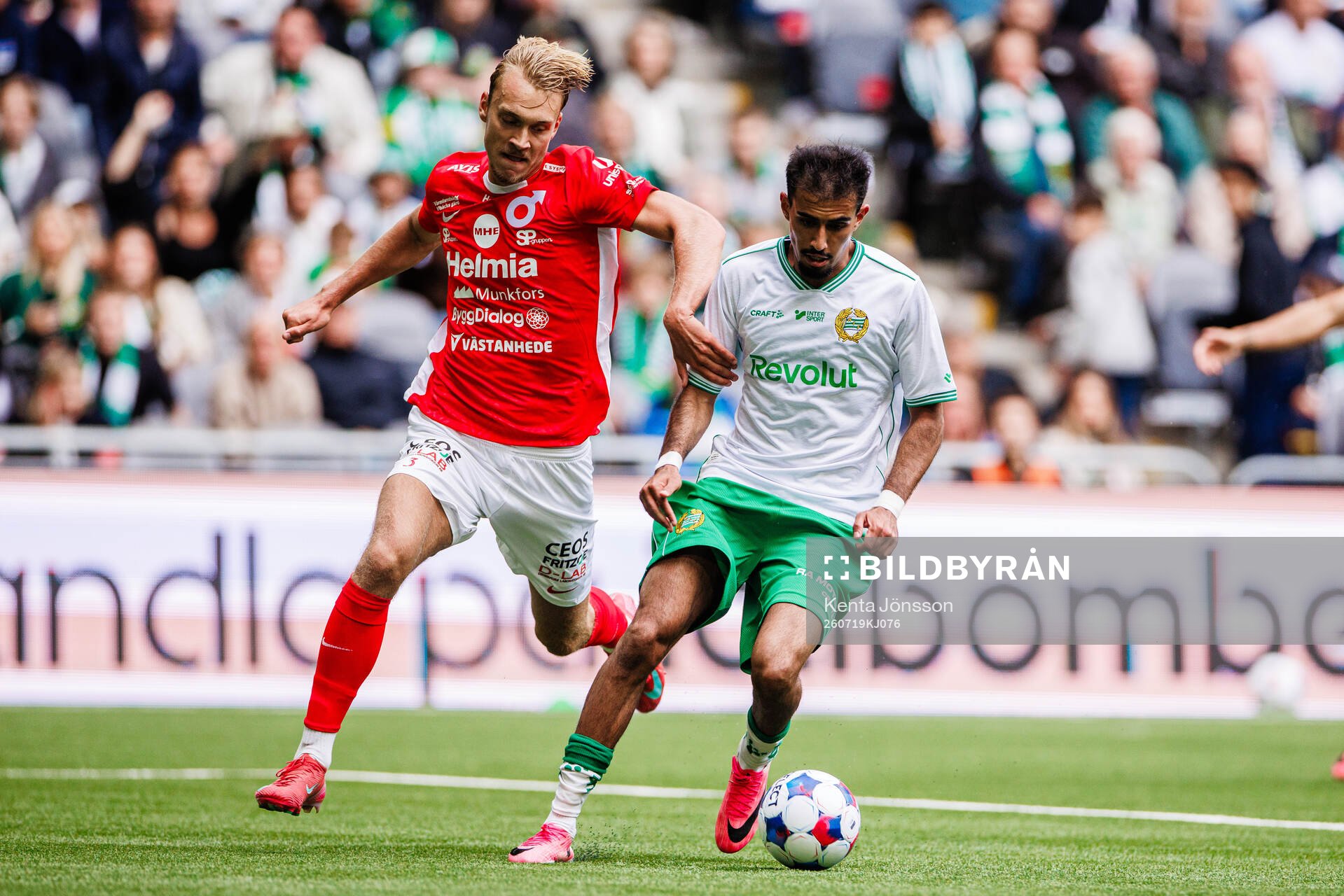 Degerfors Nikolai Skuseth och Hammarbys Montader Madjed