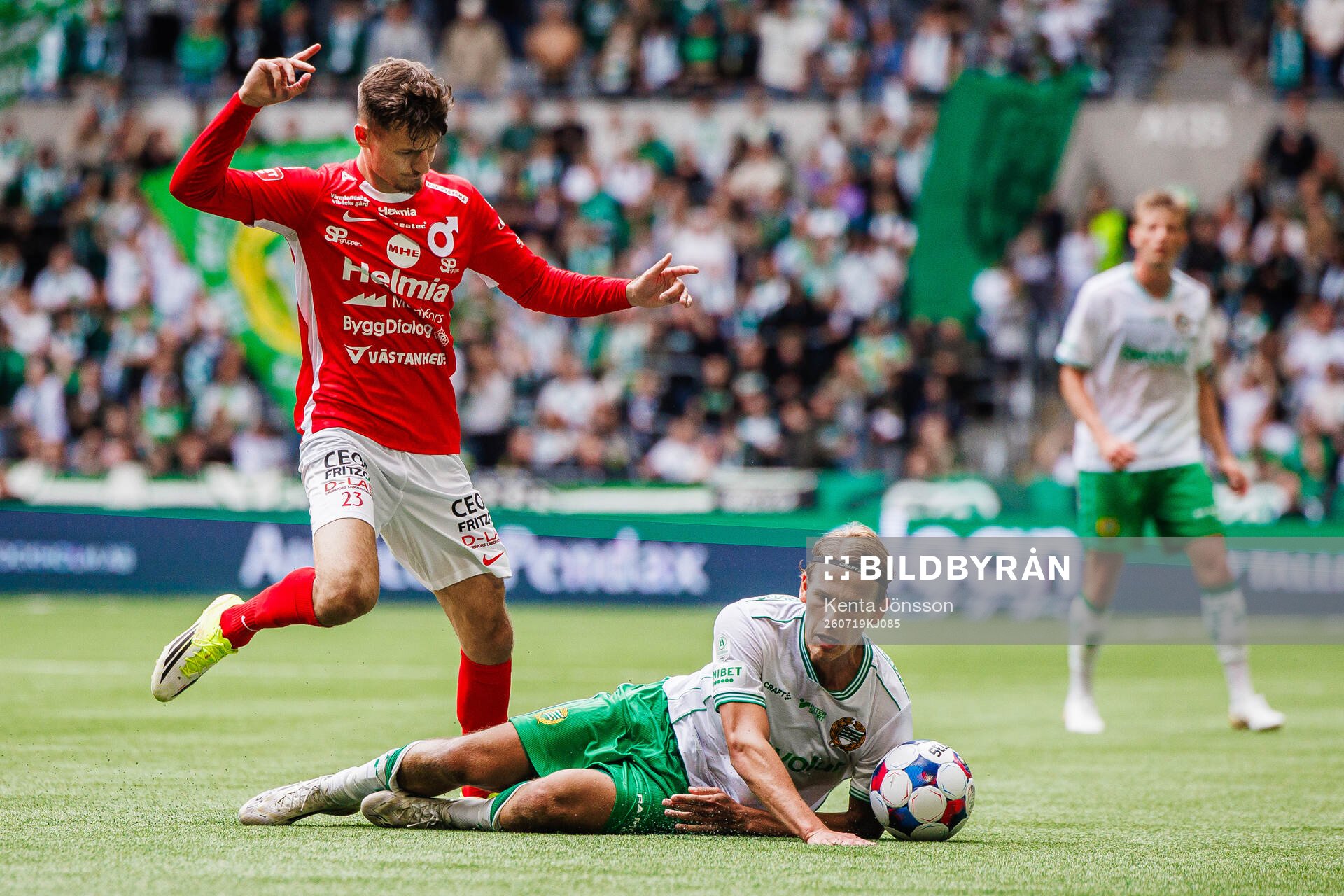 Degerfors Robin Dzabic och Hammarbys Markus Karlsson