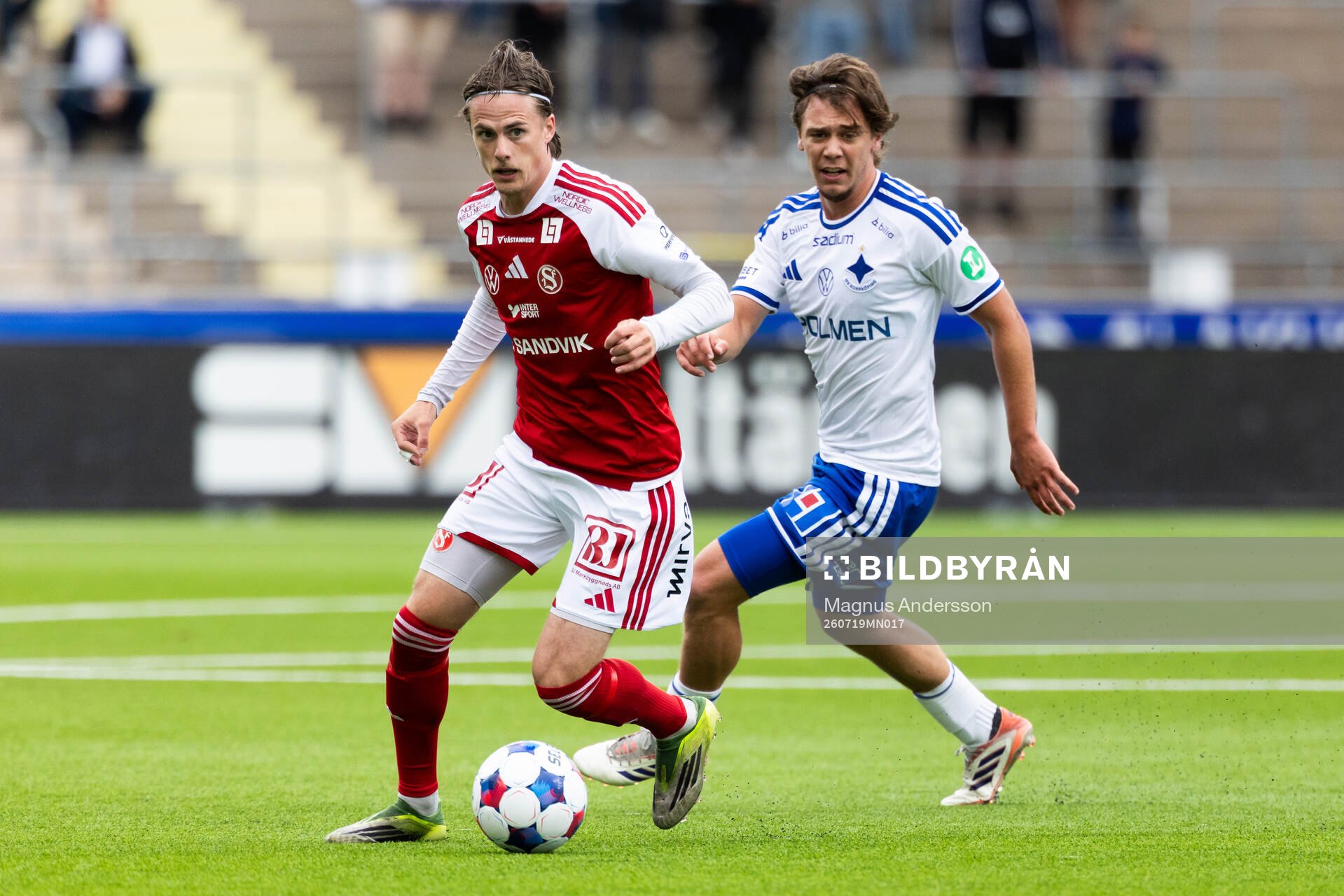 Sandvikens Johan Arvidsson och IFK Norrköpings Viktor
