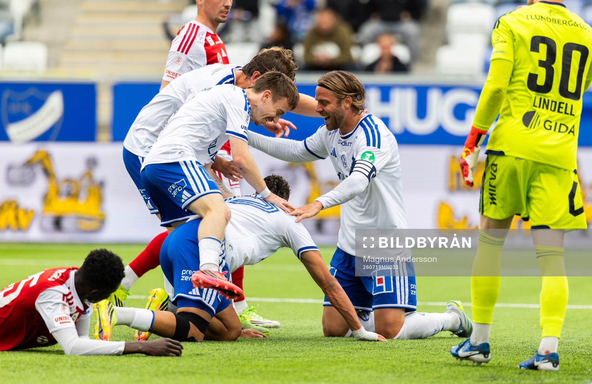 IFK Norrköpings Ryan Nelson och Christoffer Nyman jublar