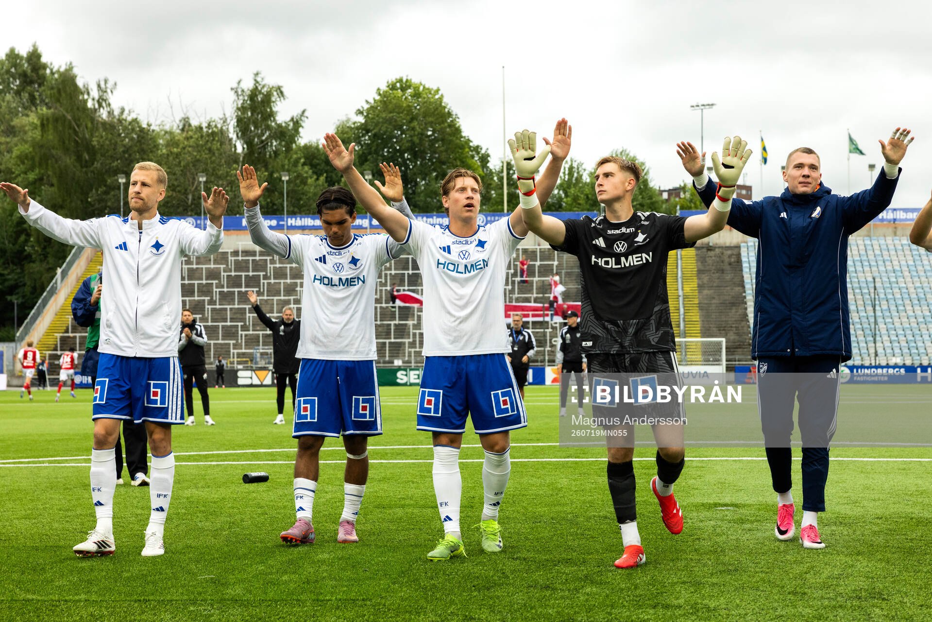 IFK Norrköpings spelare jublar