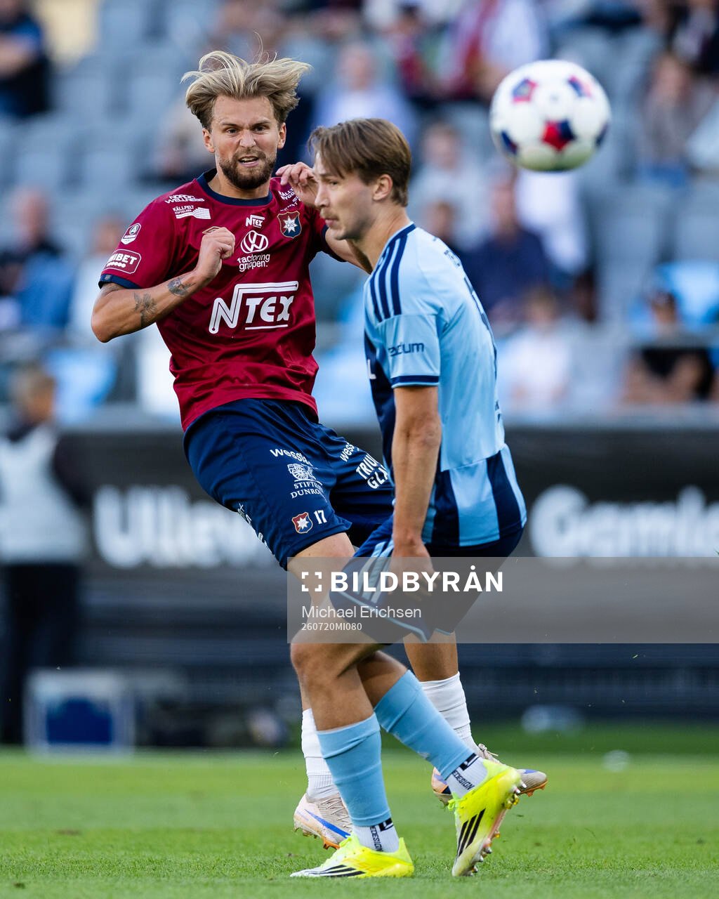 Örgrytes William Hofvander och Djurgårdens Miro Tenho