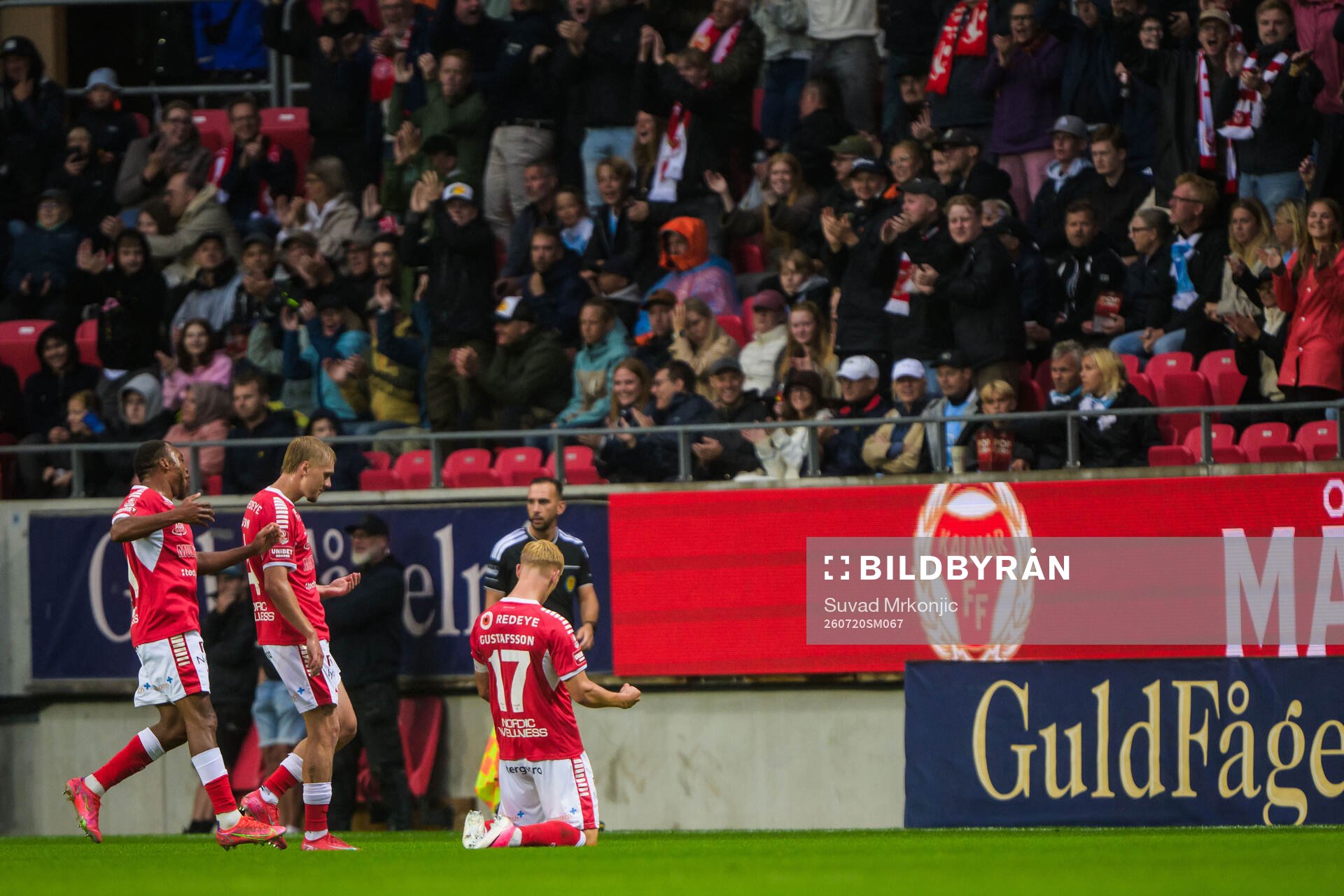 Kalmars Carl Gustafsson jublar