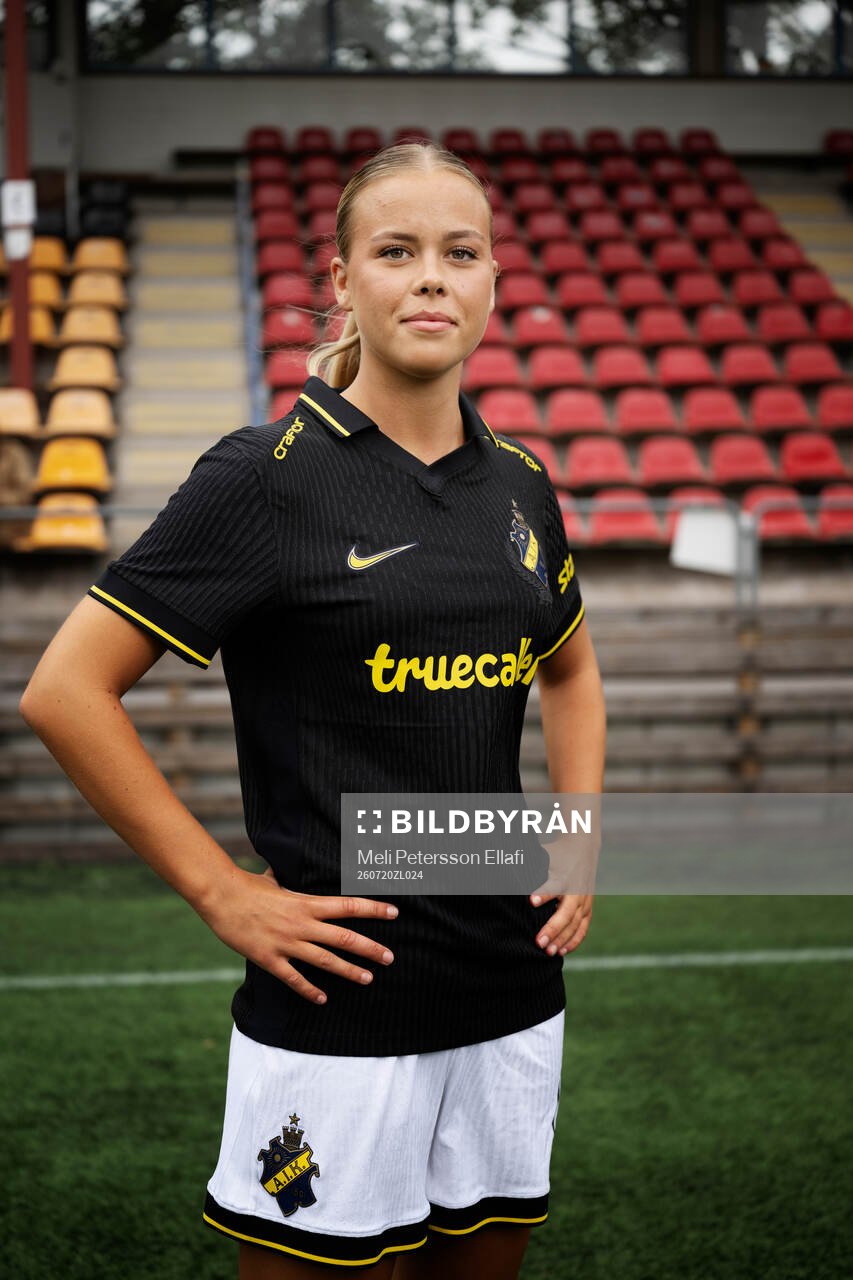 s nyförvärv Fanny Ahlin