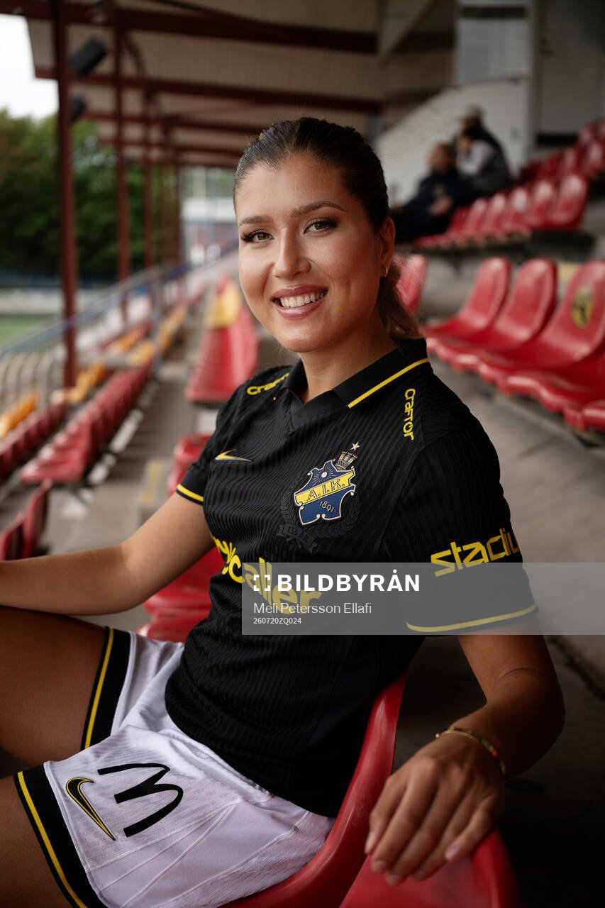s nyförvärv Loreta Kullashi